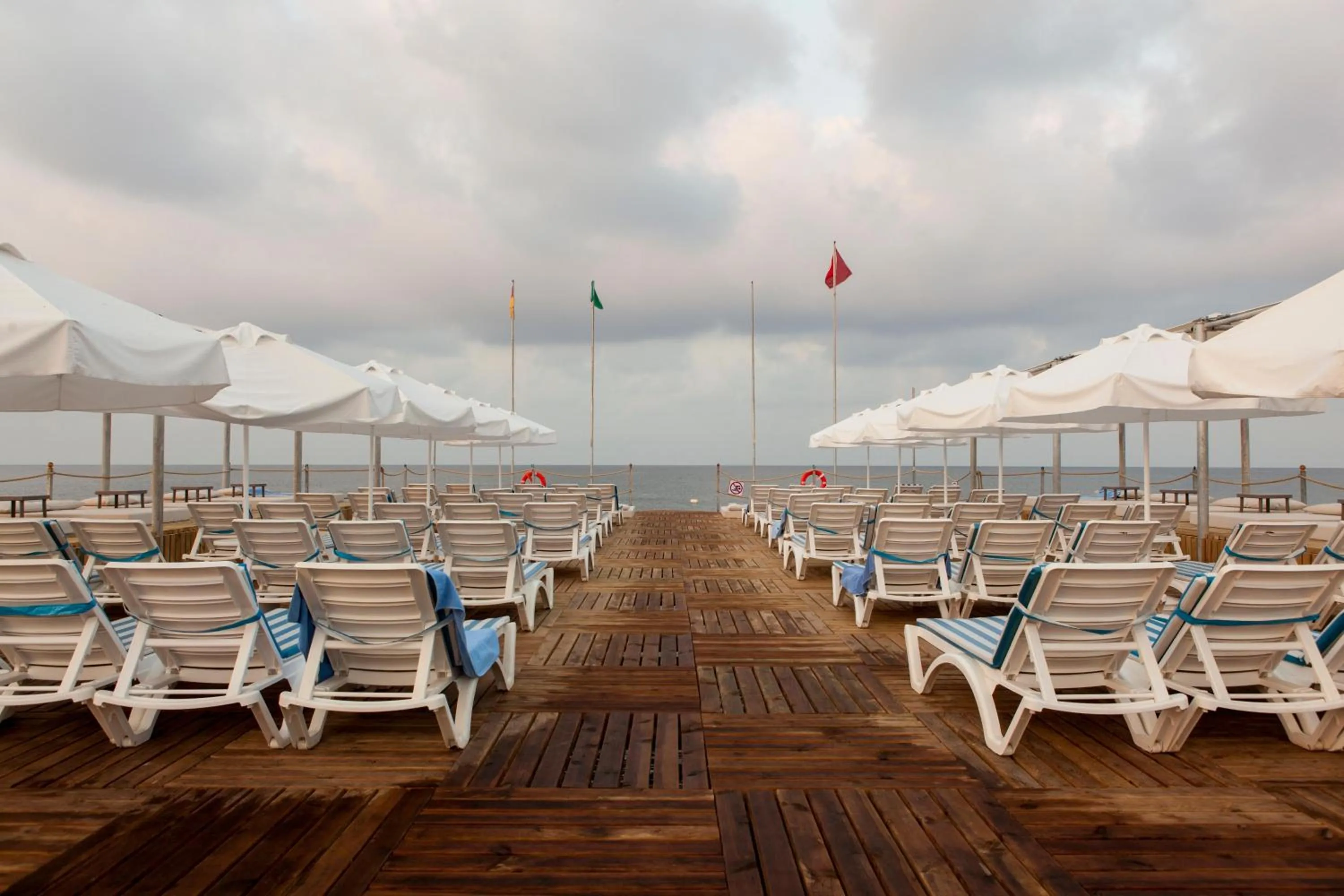 Beach in Long Beach Alanya - Ultra All Inclusive