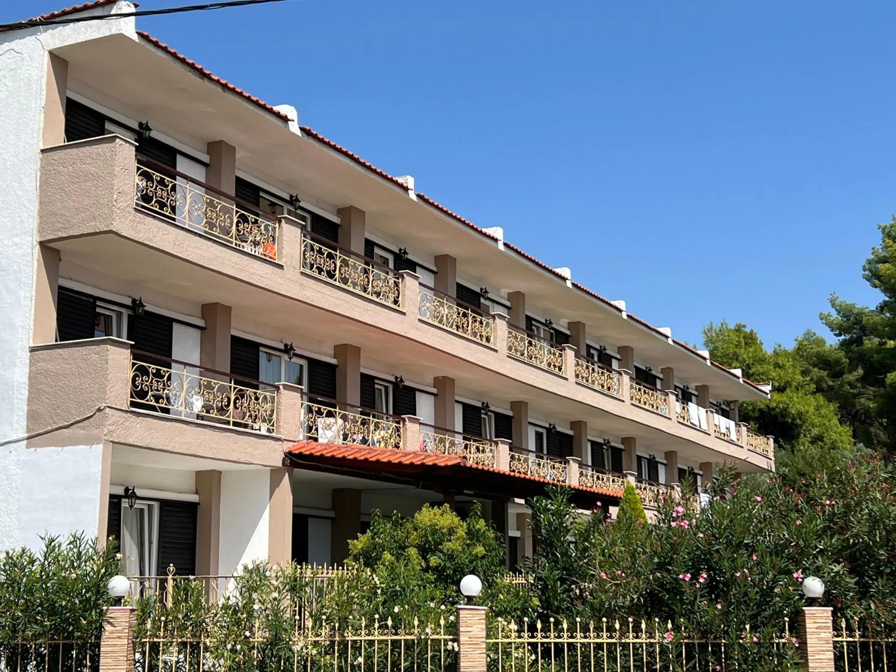 Property building in Porto Matina