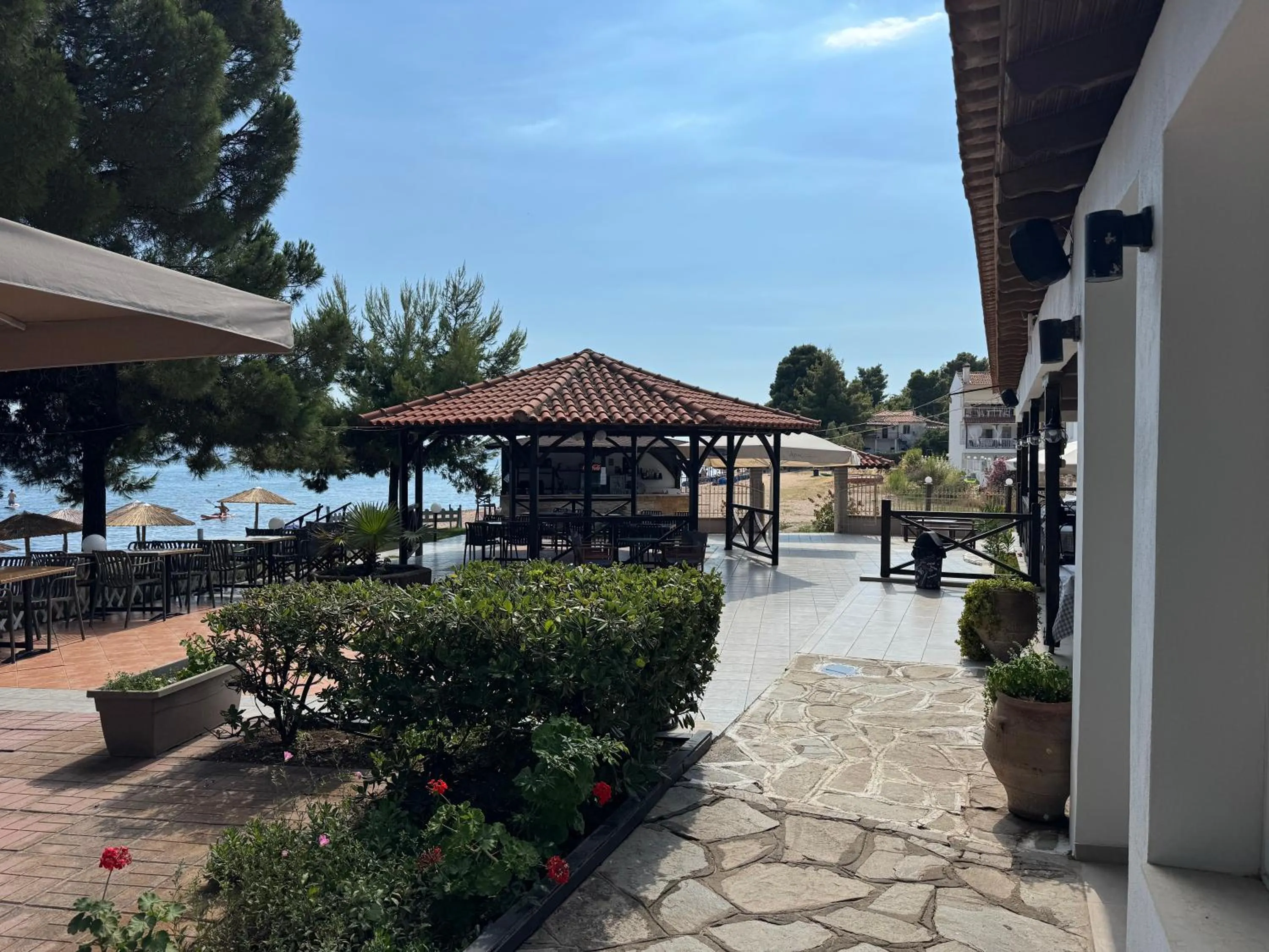 Restaurant/places to eat in Porto Matina