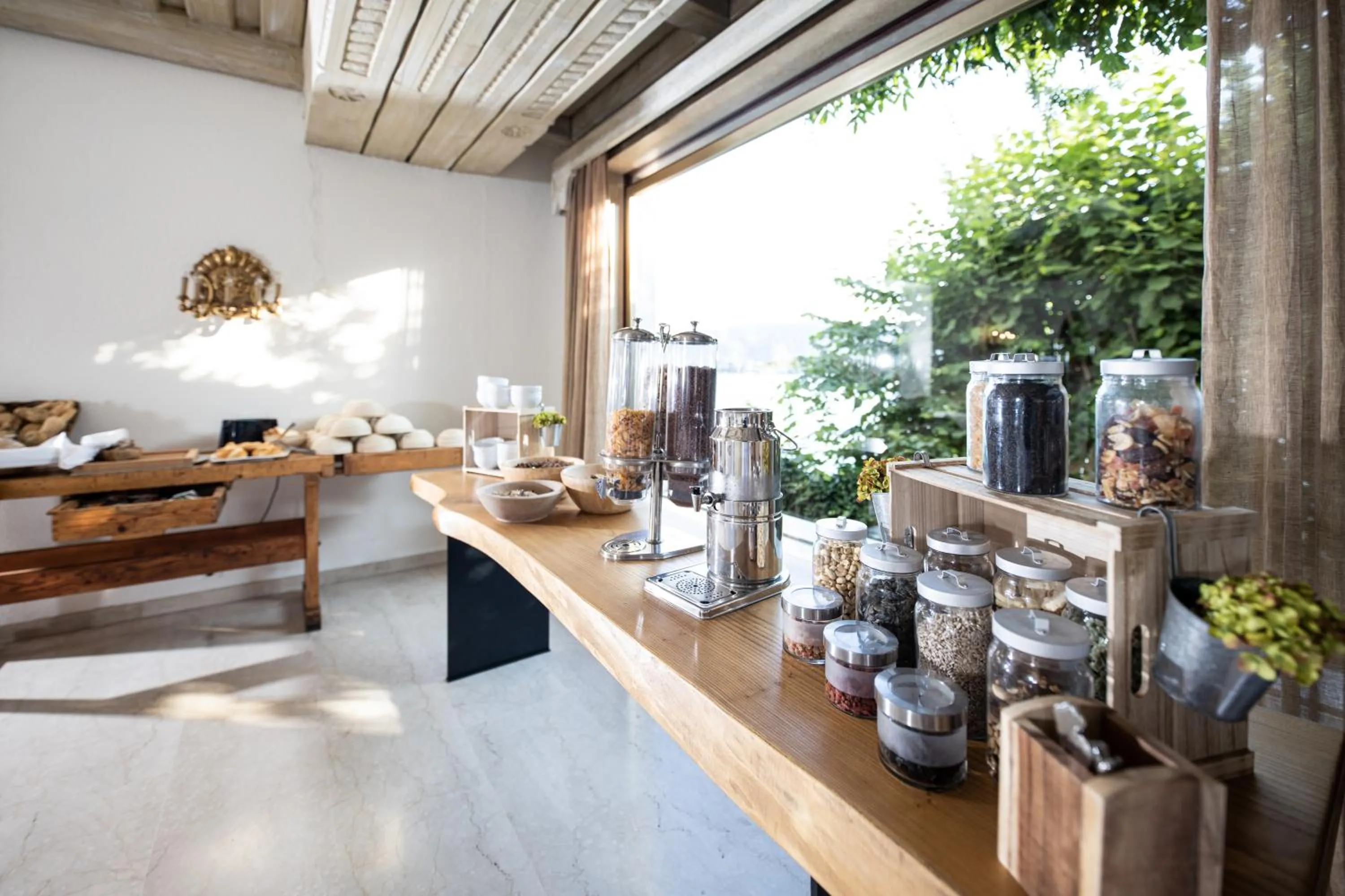 Restaurant/places to eat in Hotel Linde