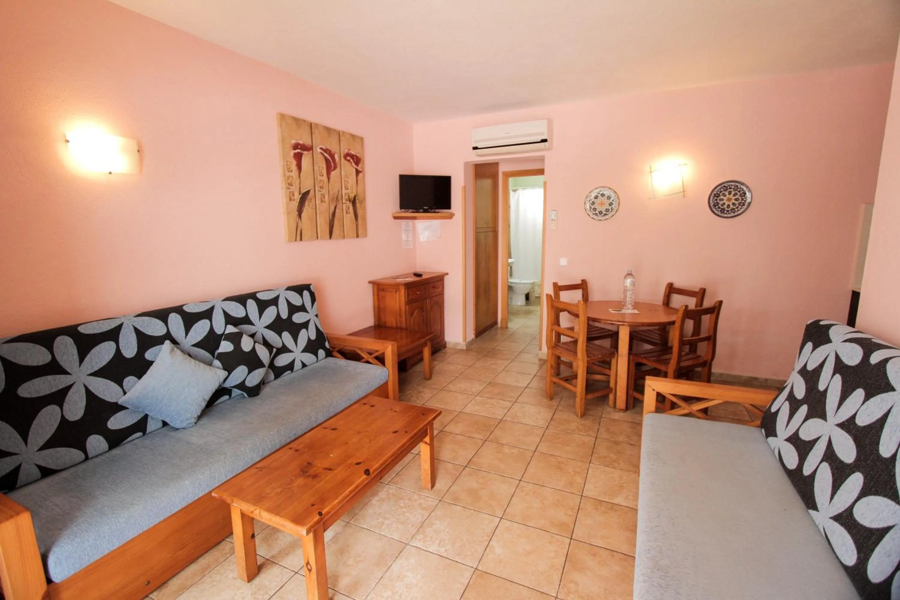 Living room in Galdana Gardens