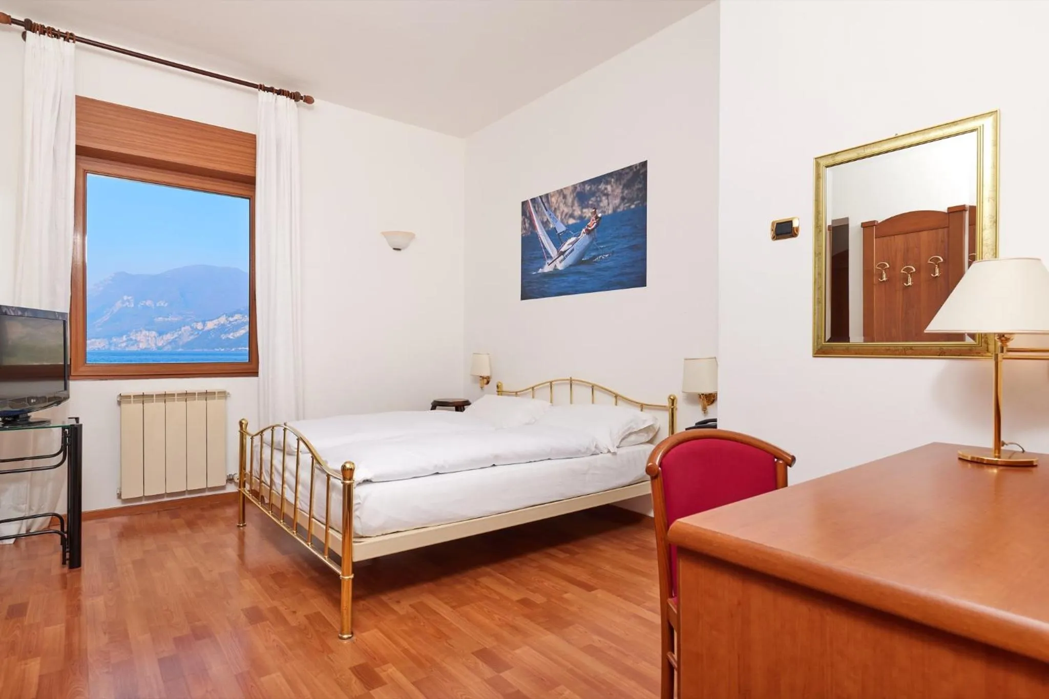 Bed in Beach Hotel Rosa