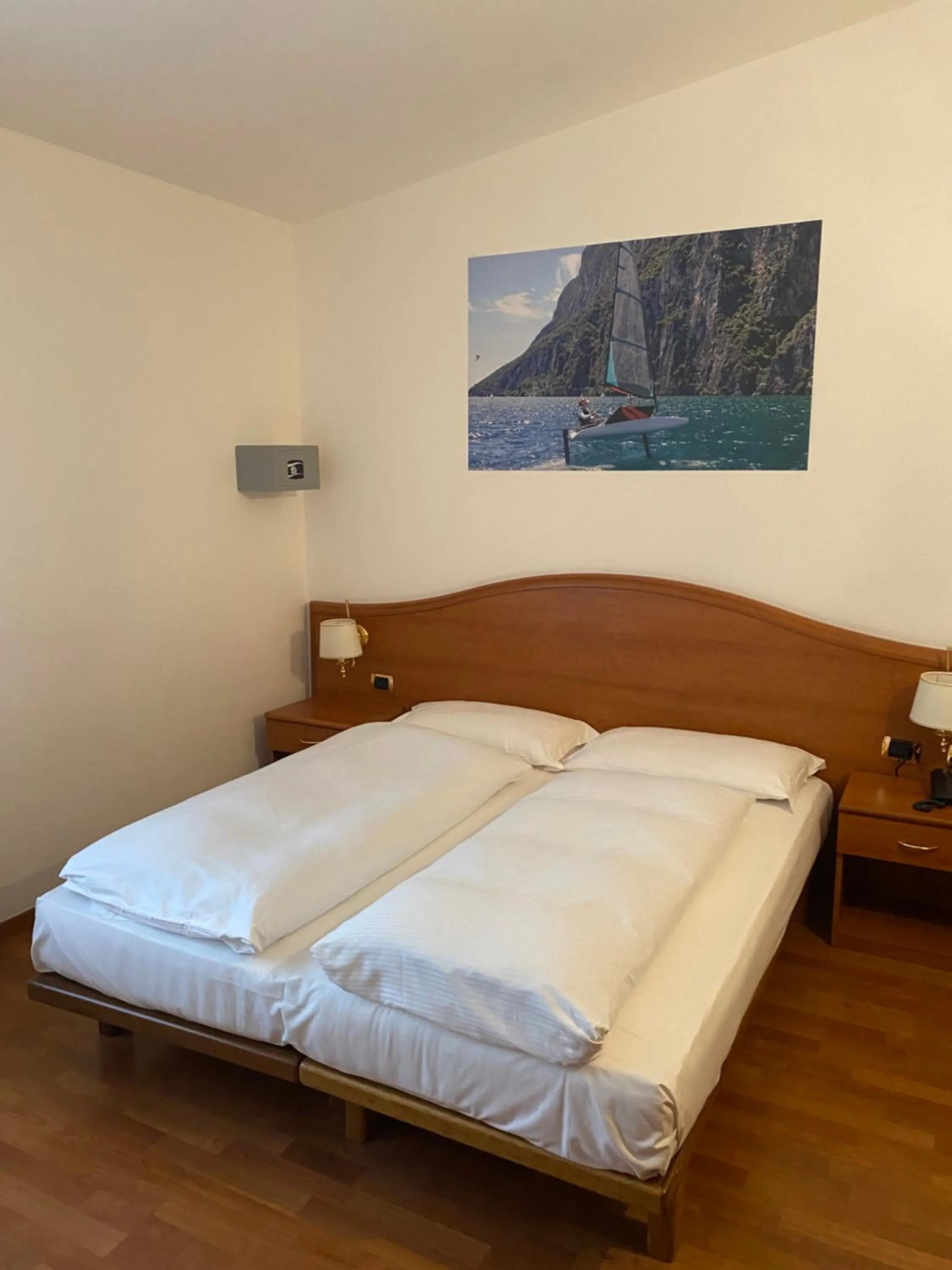 Bed in Beach Hotel Rosa