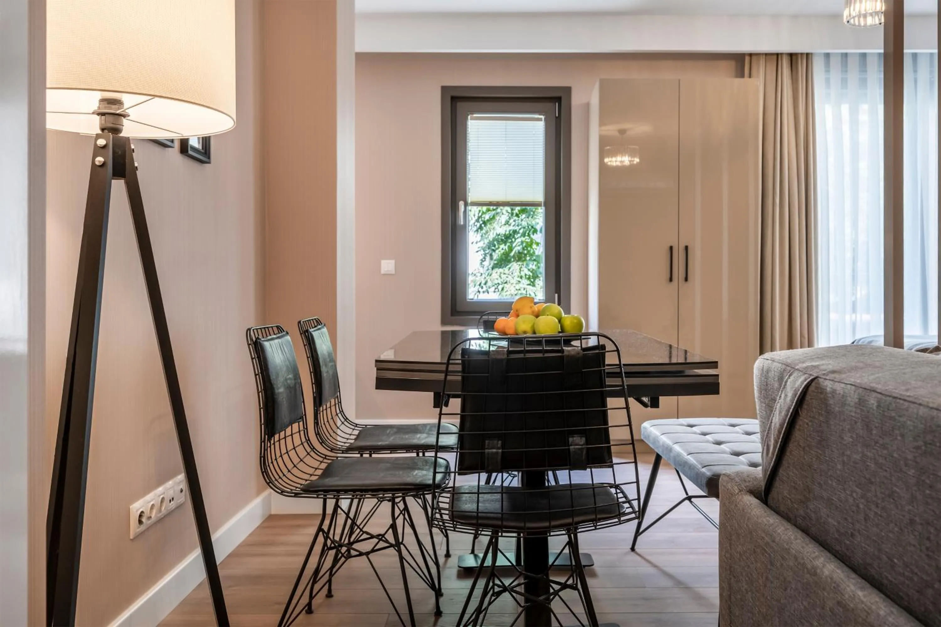 Dining area in Çırağan Apart Bosphorus