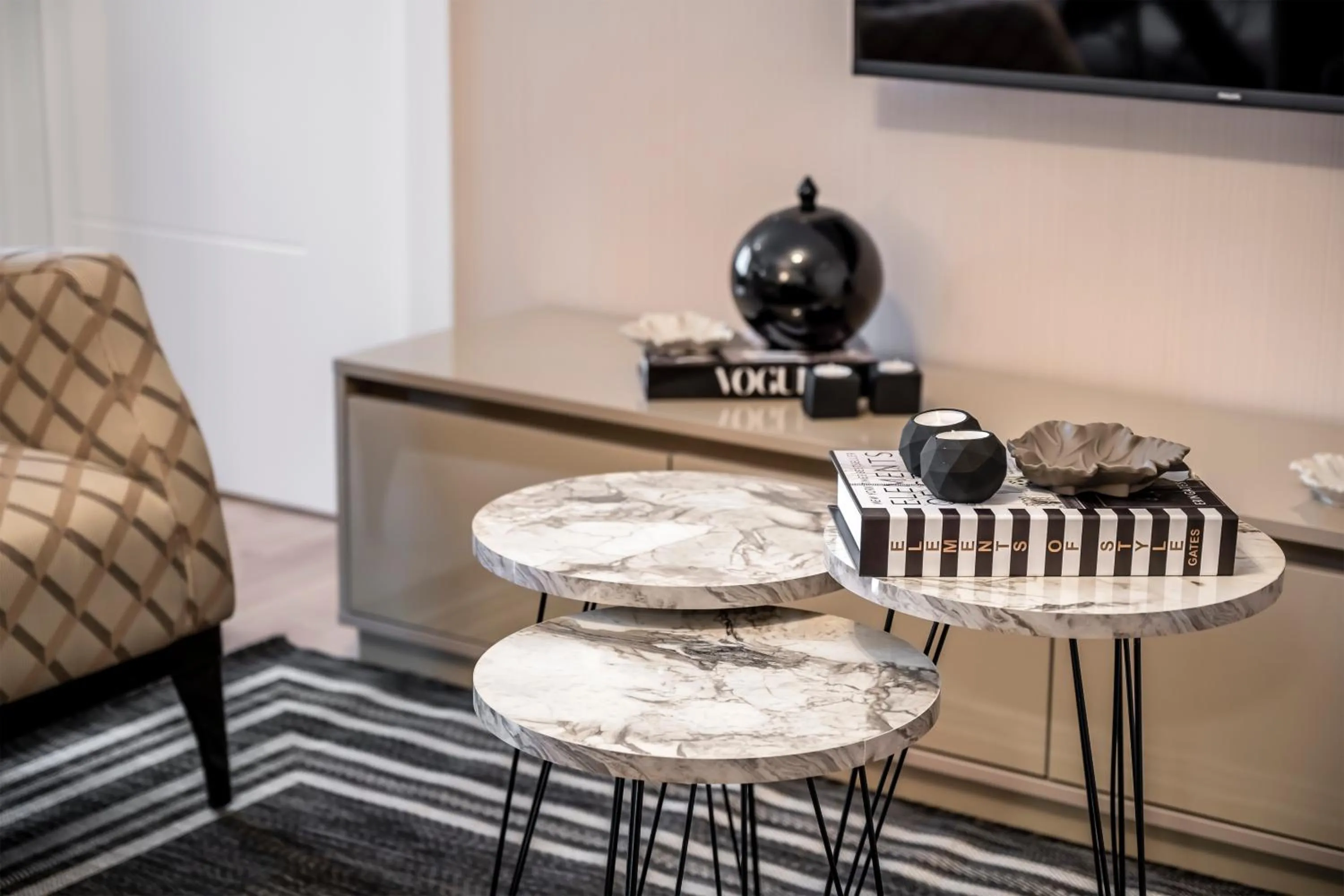 Living room in Çırağan Apart Bosphorus