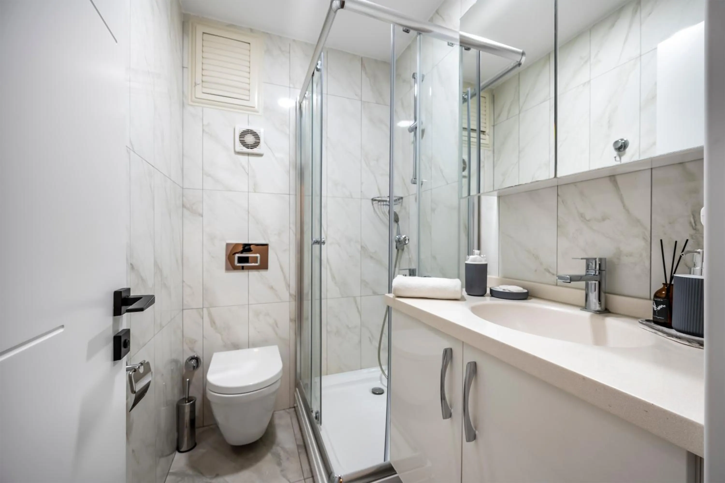 Toilet in Çırağan Apart Bosphorus