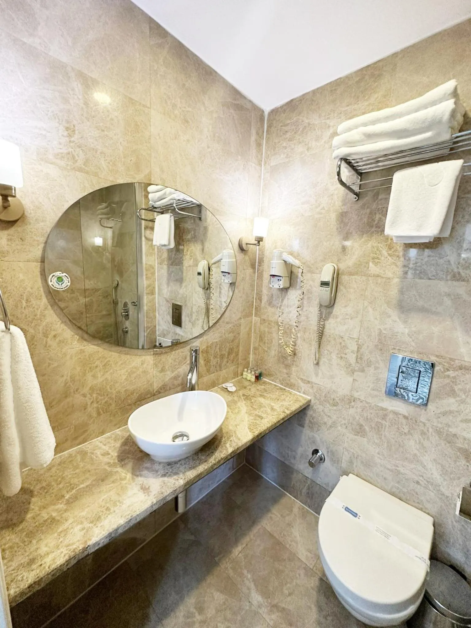 Shower in Taksim Line Hotel