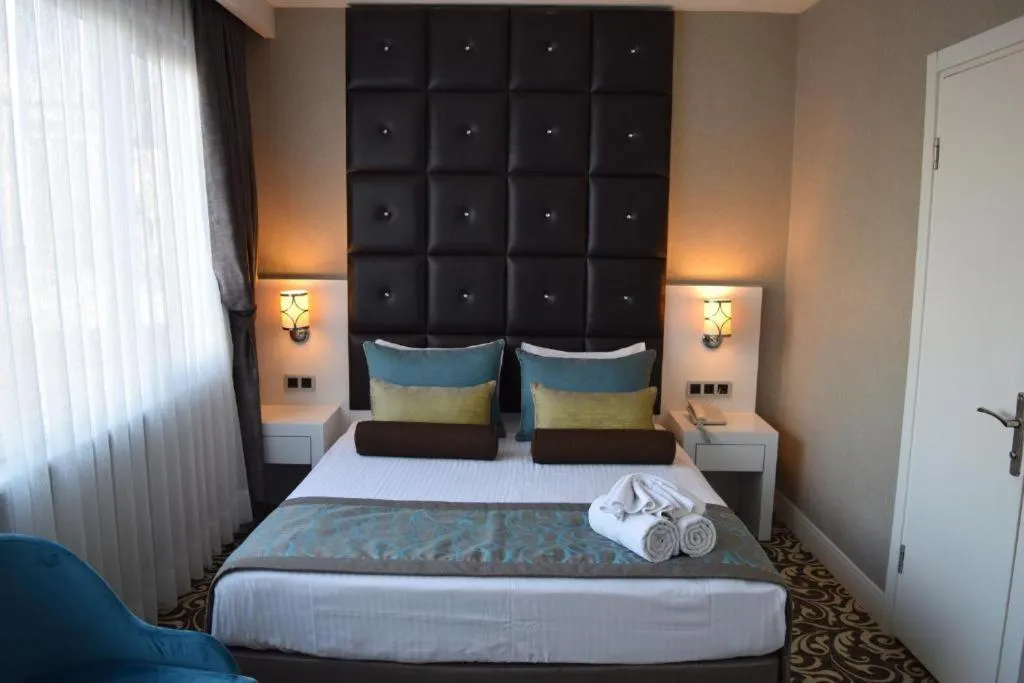 Bed in Taksim Line Hotel