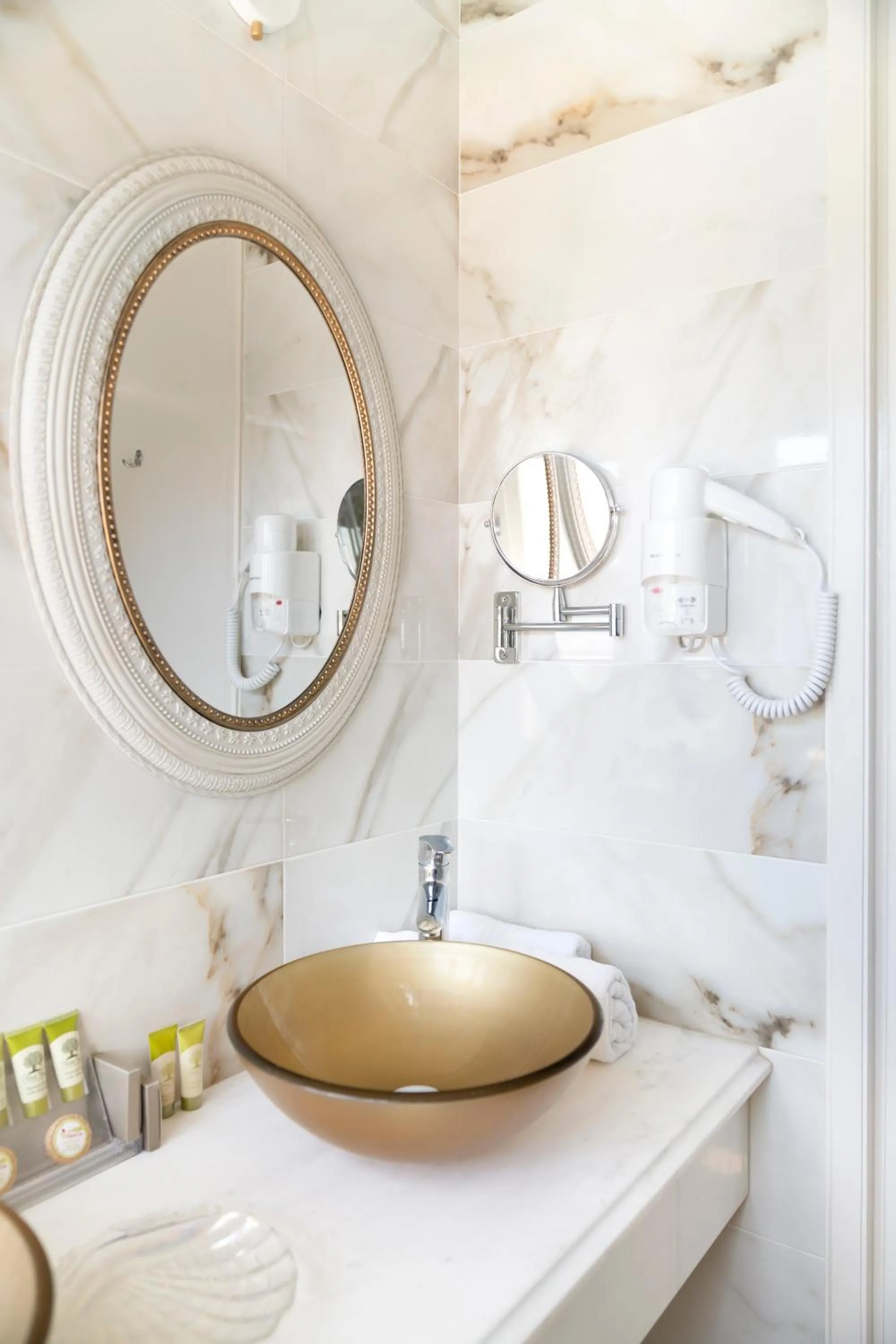 Bathroom in Agia Markella