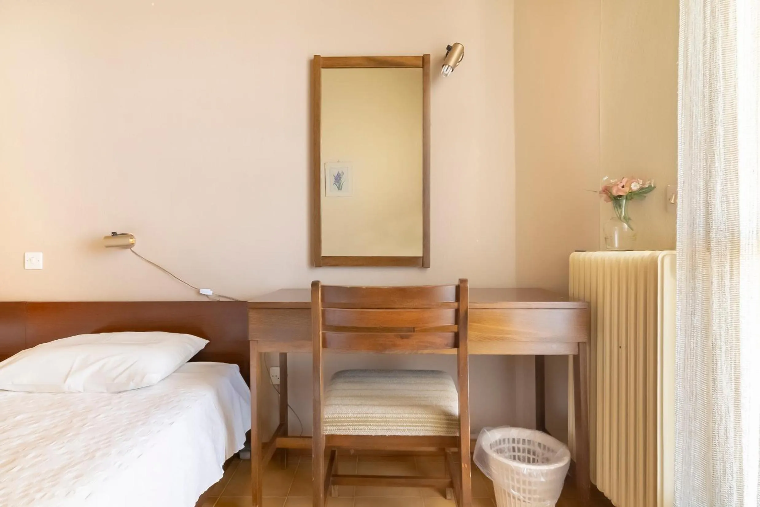 Bed in Agia Markella