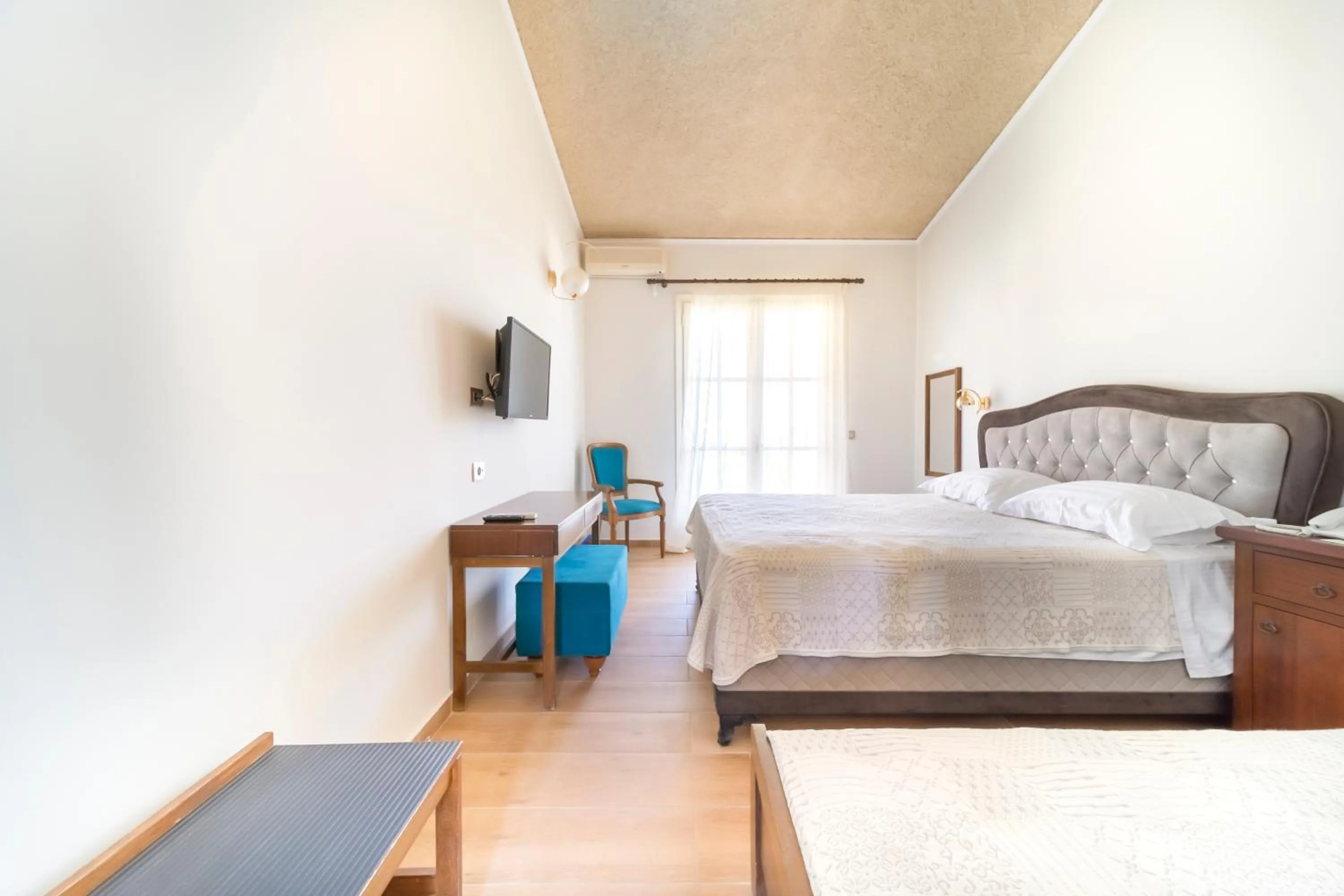 Bed in Agia Markella