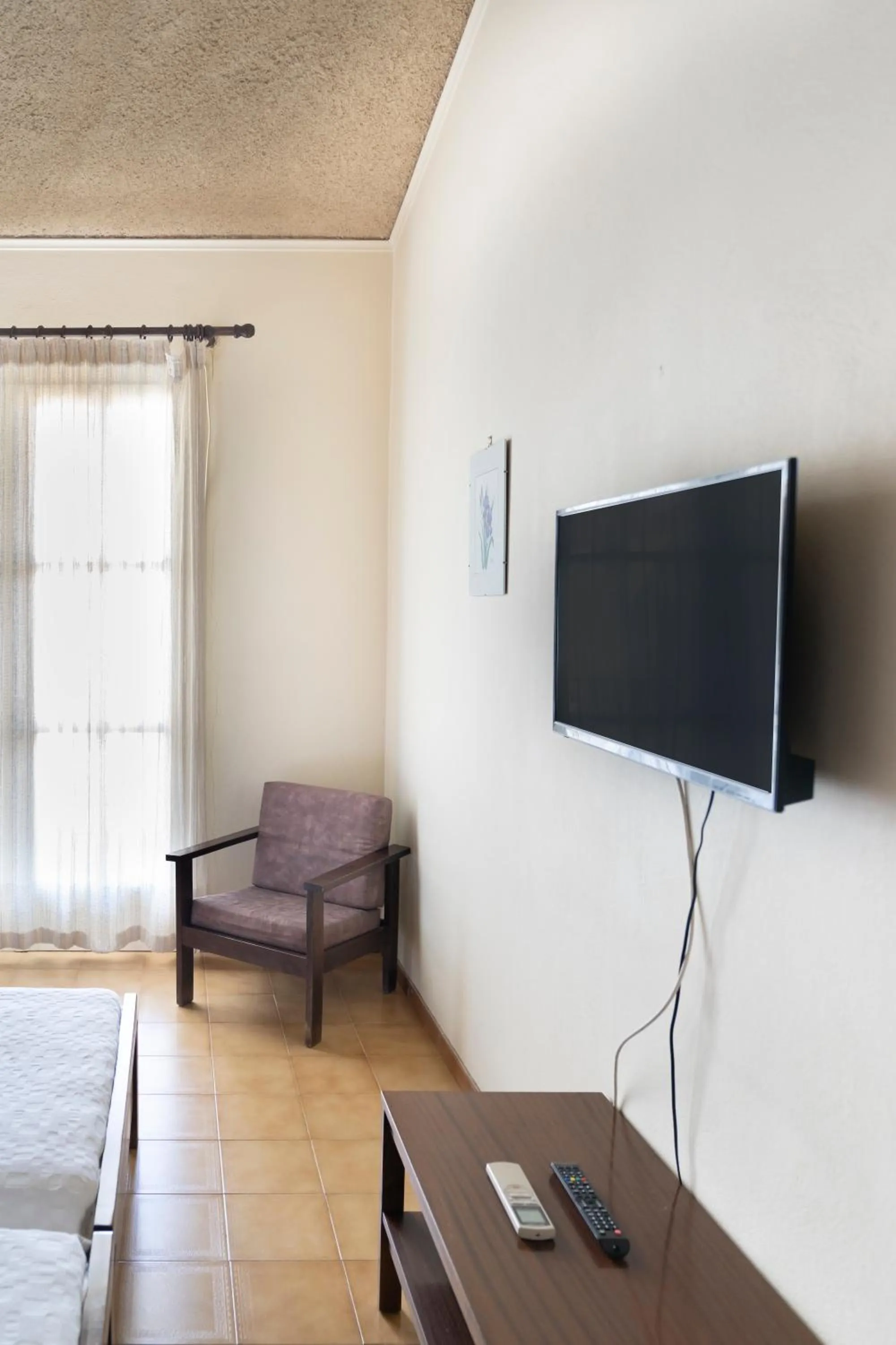 TV and multimedia in Agia Markella