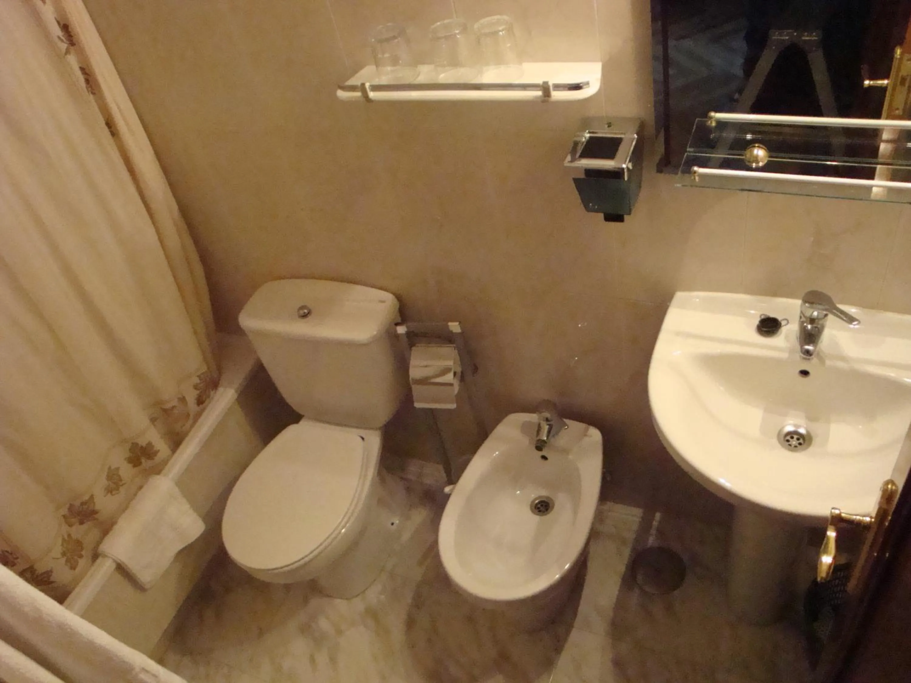 Bathroom in Hostal Zamora