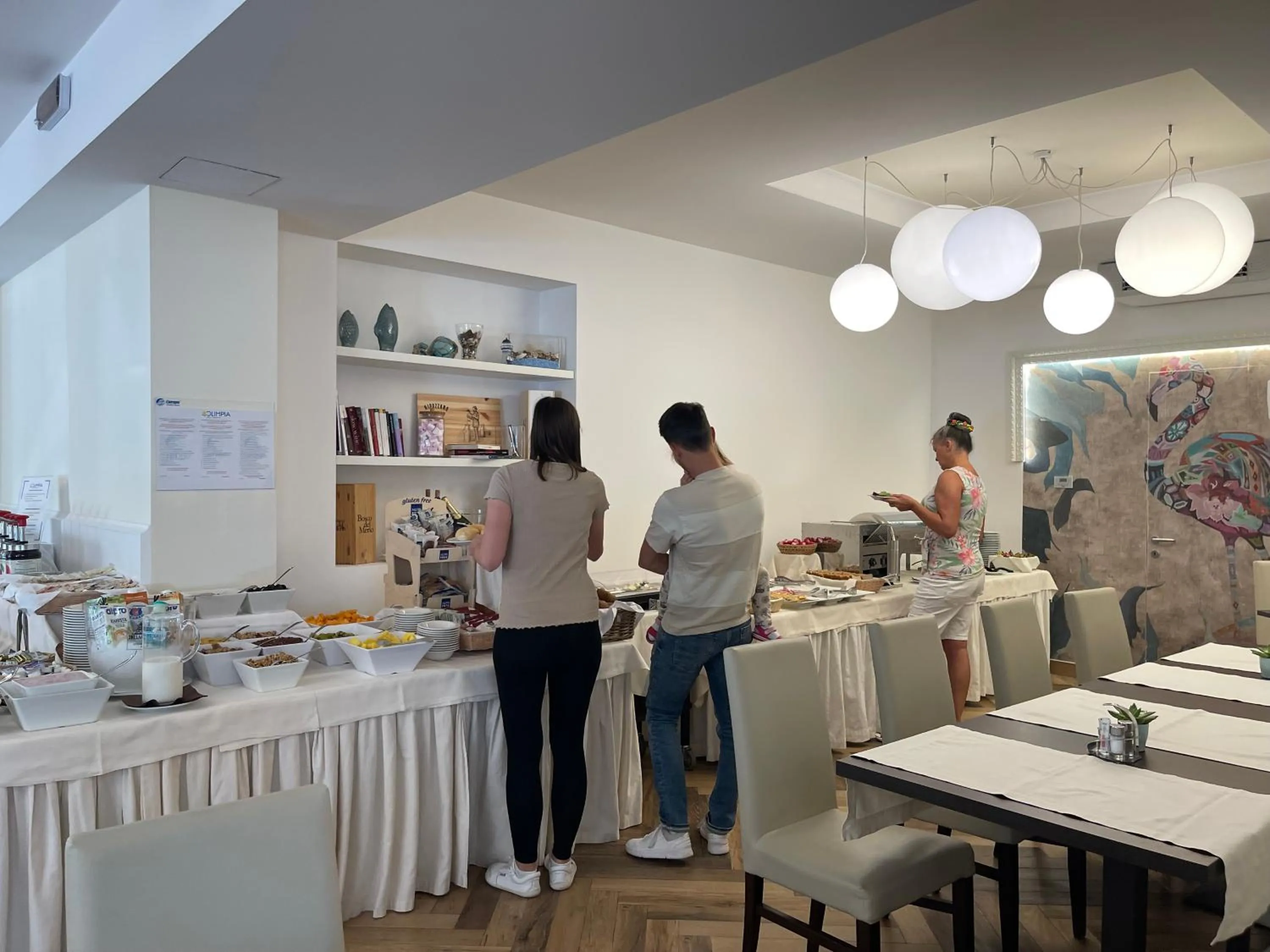 Restaurant/places to eat in Olimpia Hotel & Aparthotel