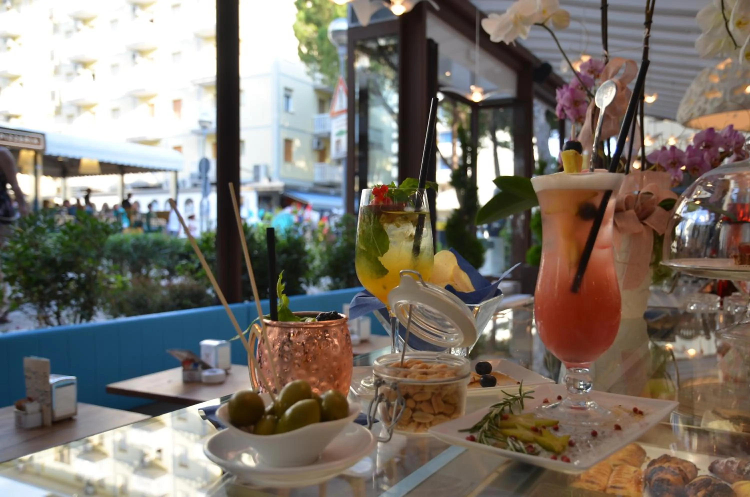 Lounge or bar in Olimpia Hotel & Aparthotel