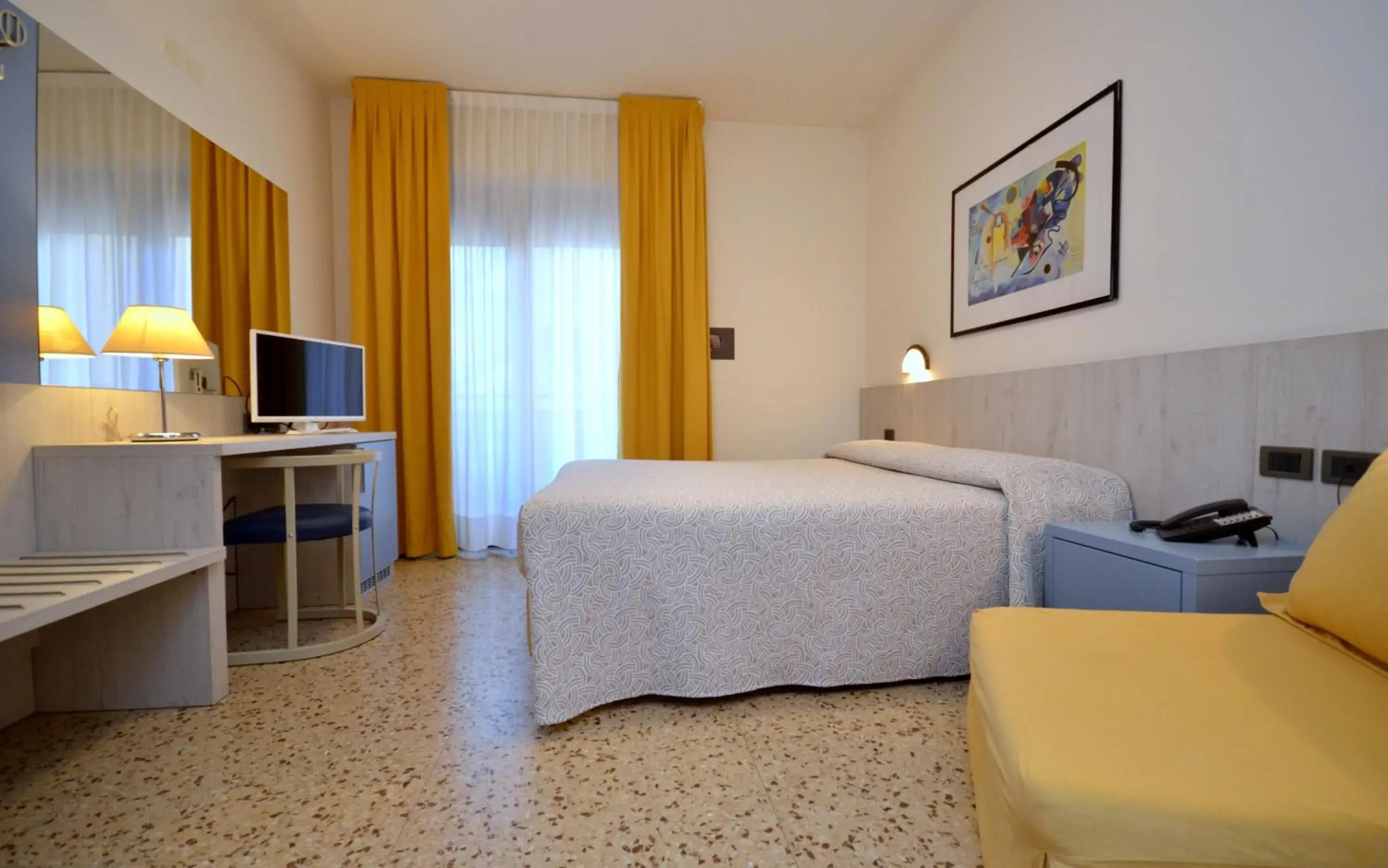 Standard Room with Balcony in Olimpia Hotel & Aparthotel Standard Room with Balcony in Olimpia Hotel & Aparthotel