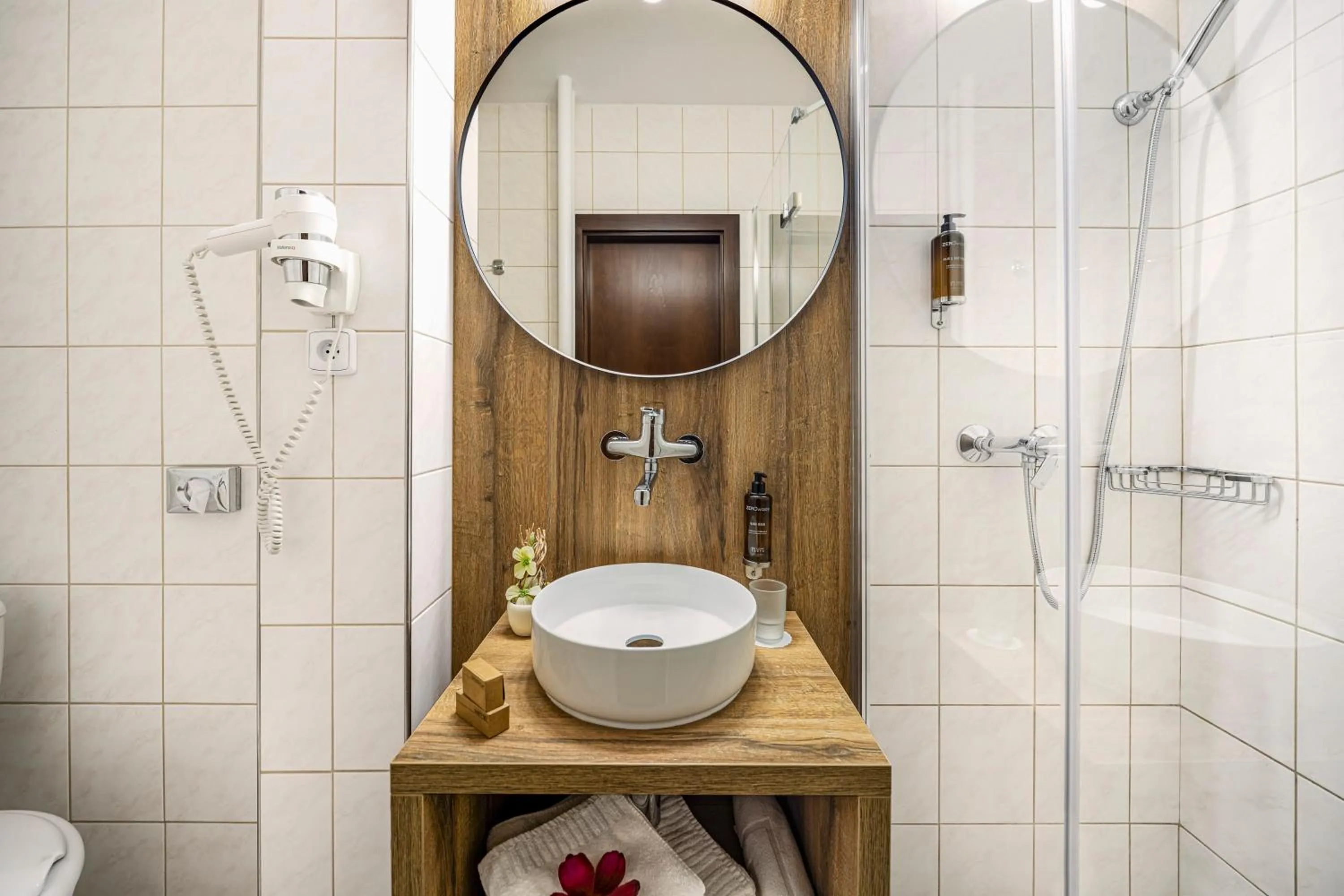 Bathroom in Hotel Park