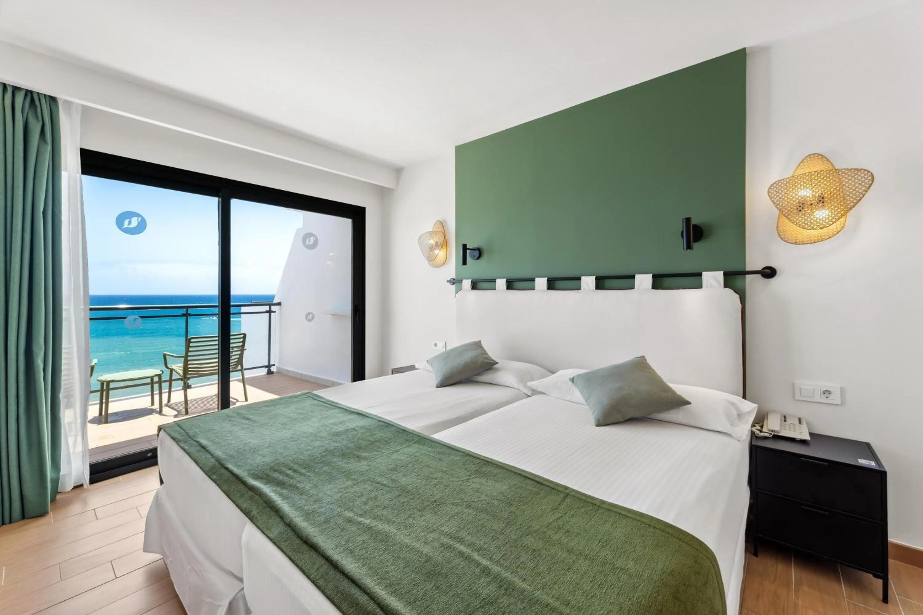 Photo of the whole room, Bed in THB Lanzarote Beach