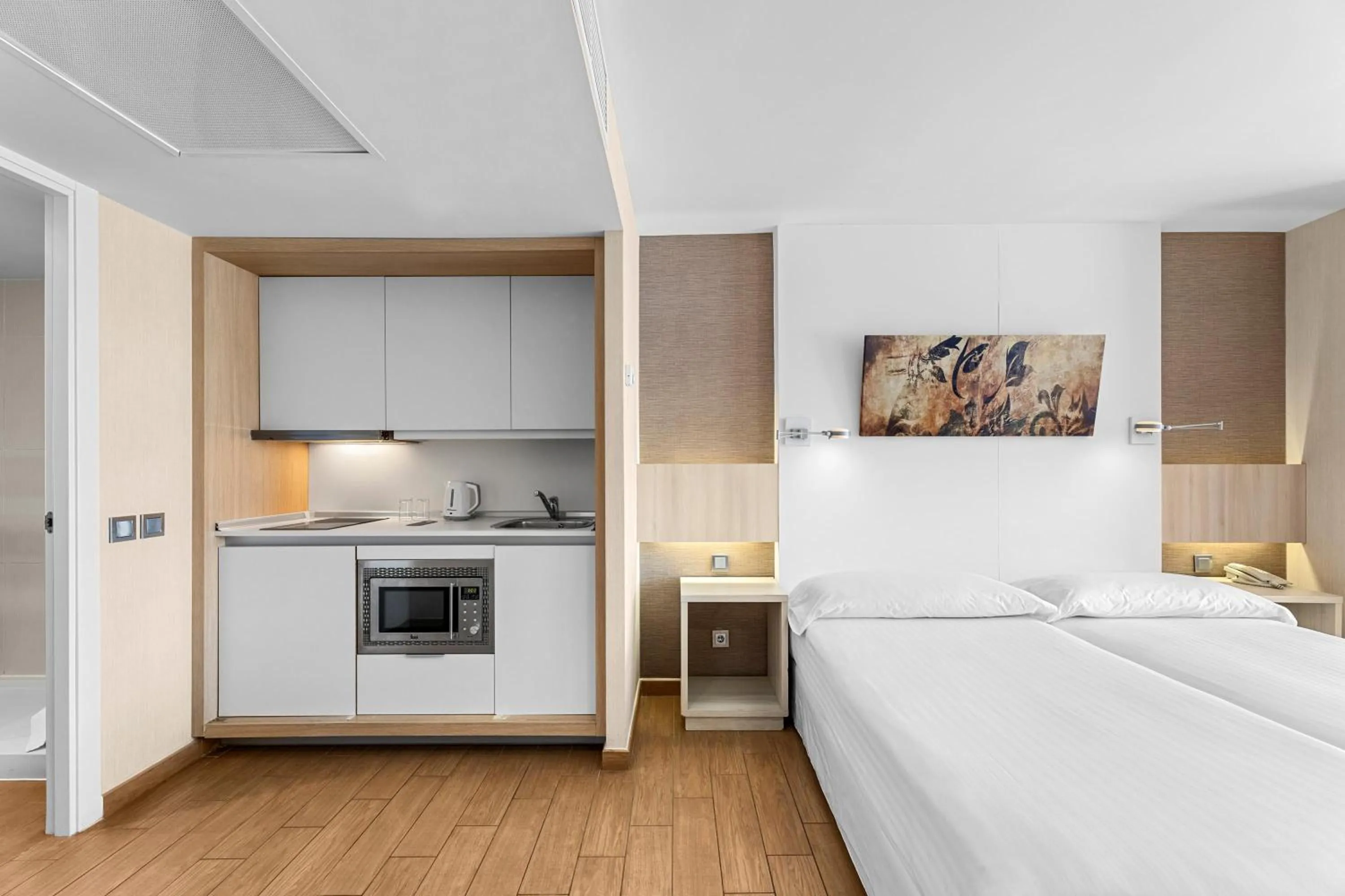 Photo of the whole room, Bed in THB Lanzarote Beach