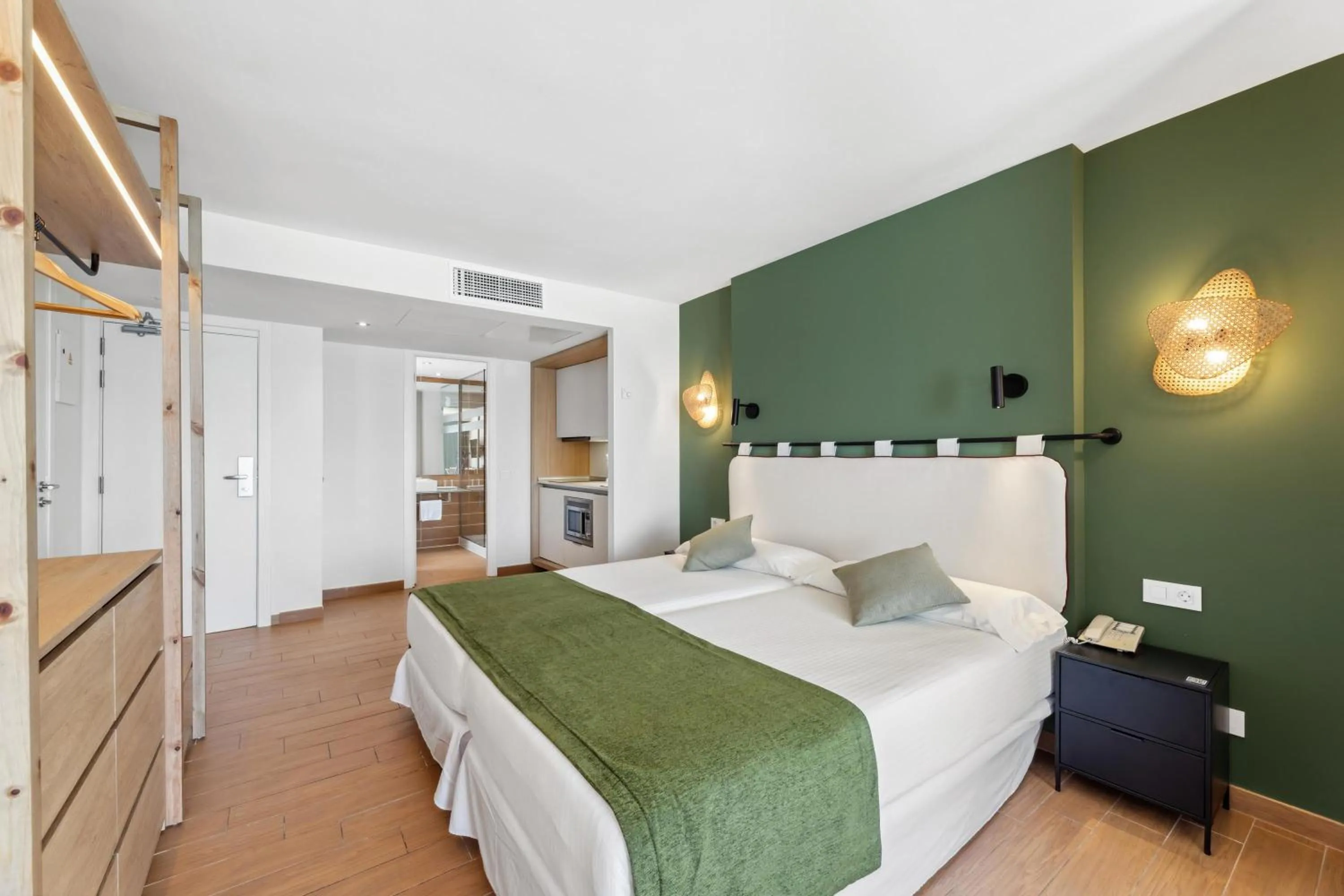 Photo of the whole room, Bed in THB Lanzarote Beach