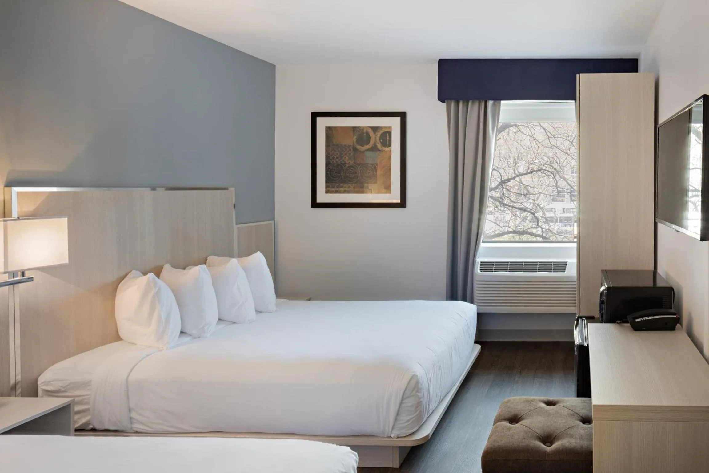 Bedroom, Bed in The Gatsby Hotel