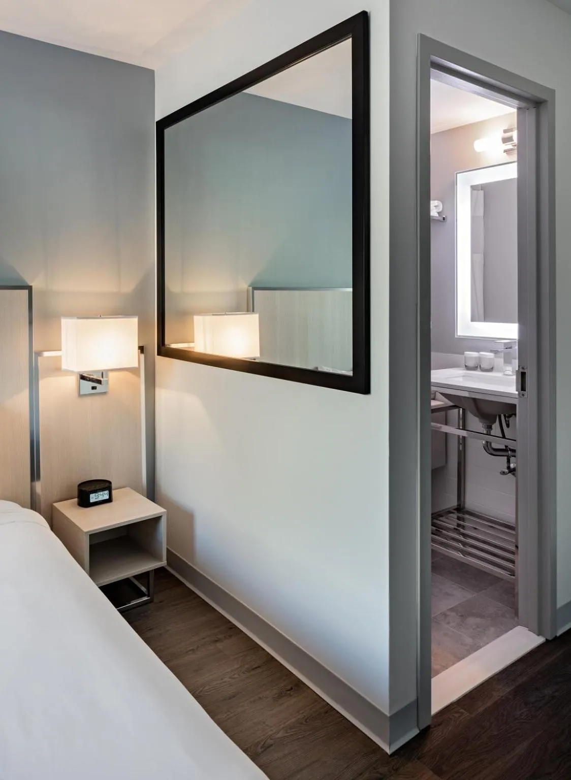 Bedroom, Bed in The Gatsby Hotel