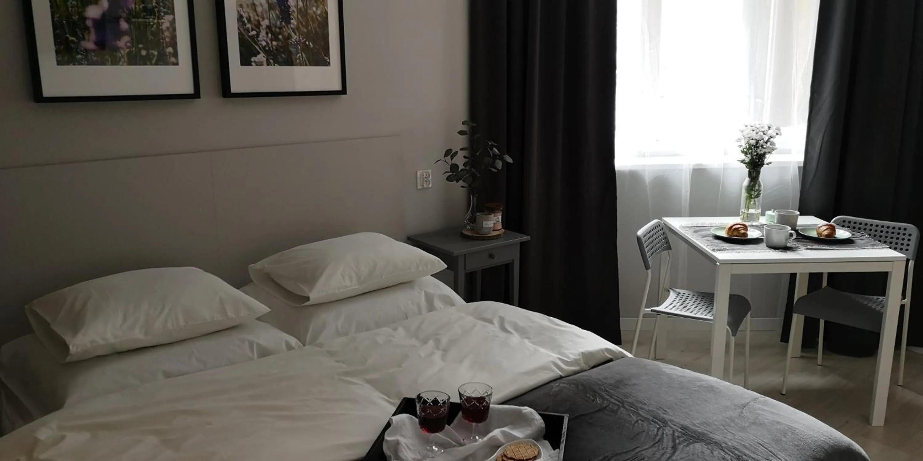 Bed in Glam House Apartments