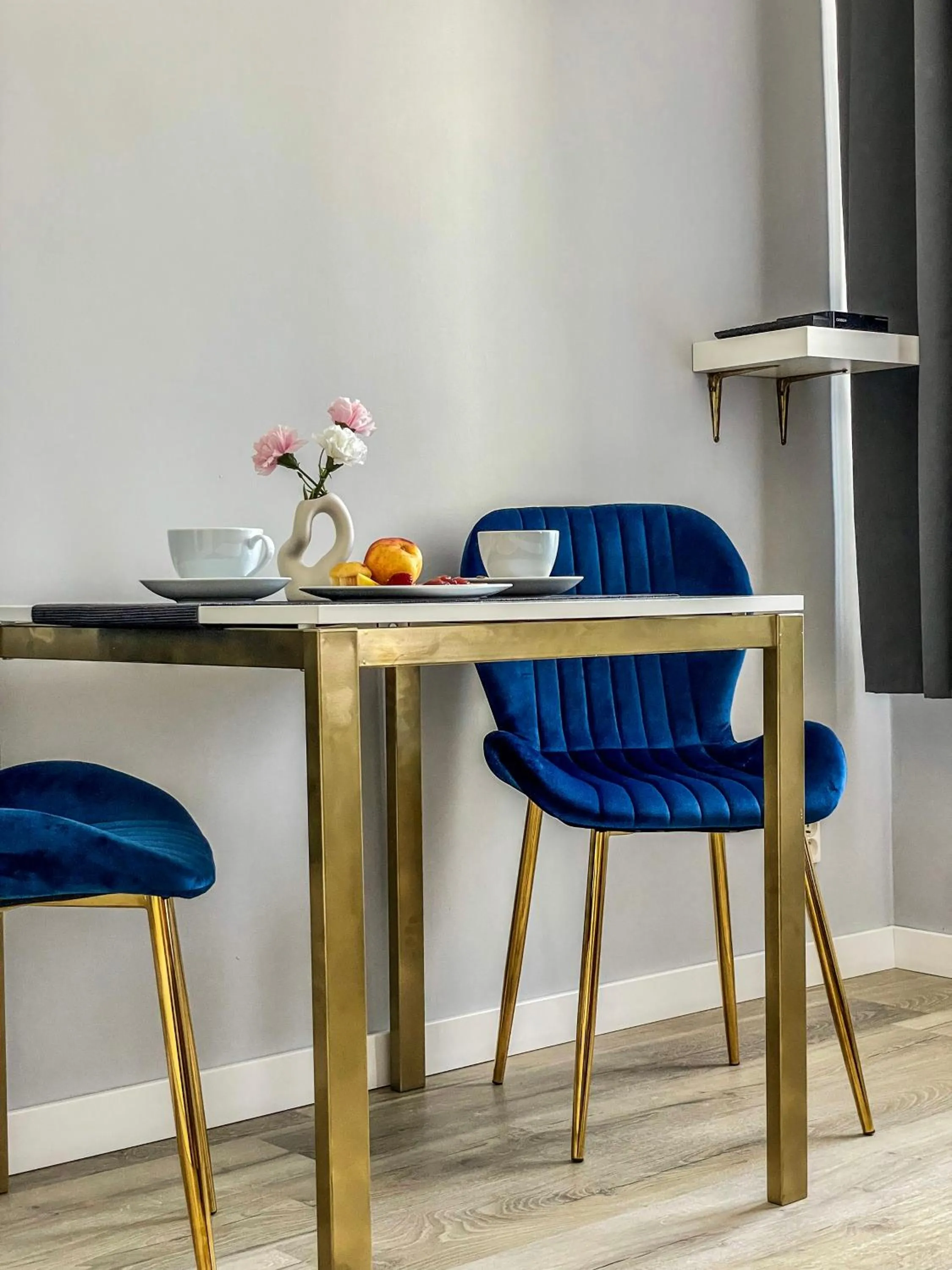 Living room in Glam House Apartments