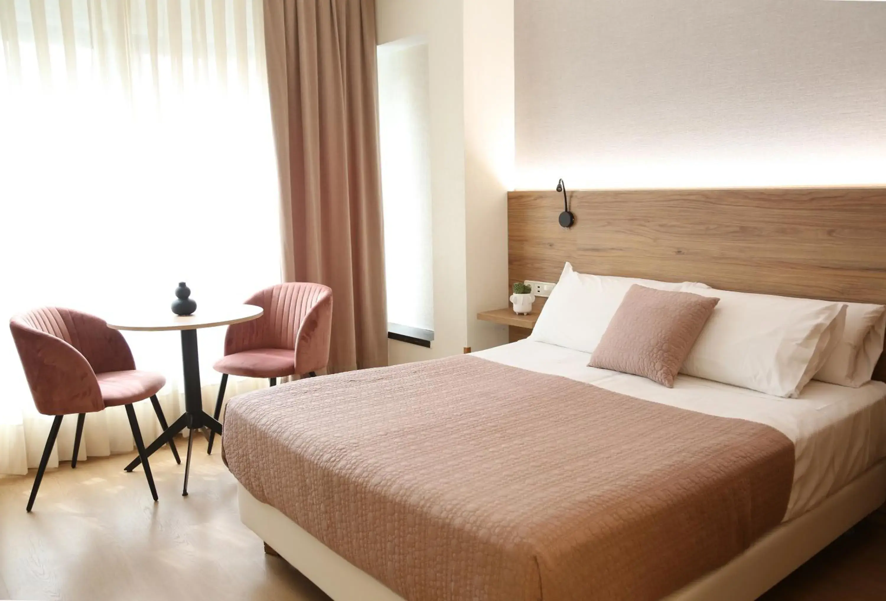 Standard Double Room - single occupancy in Hotel Maruxia *** Superior Standard Double Room - single occupancy in Hotel Maruxia *** Superior