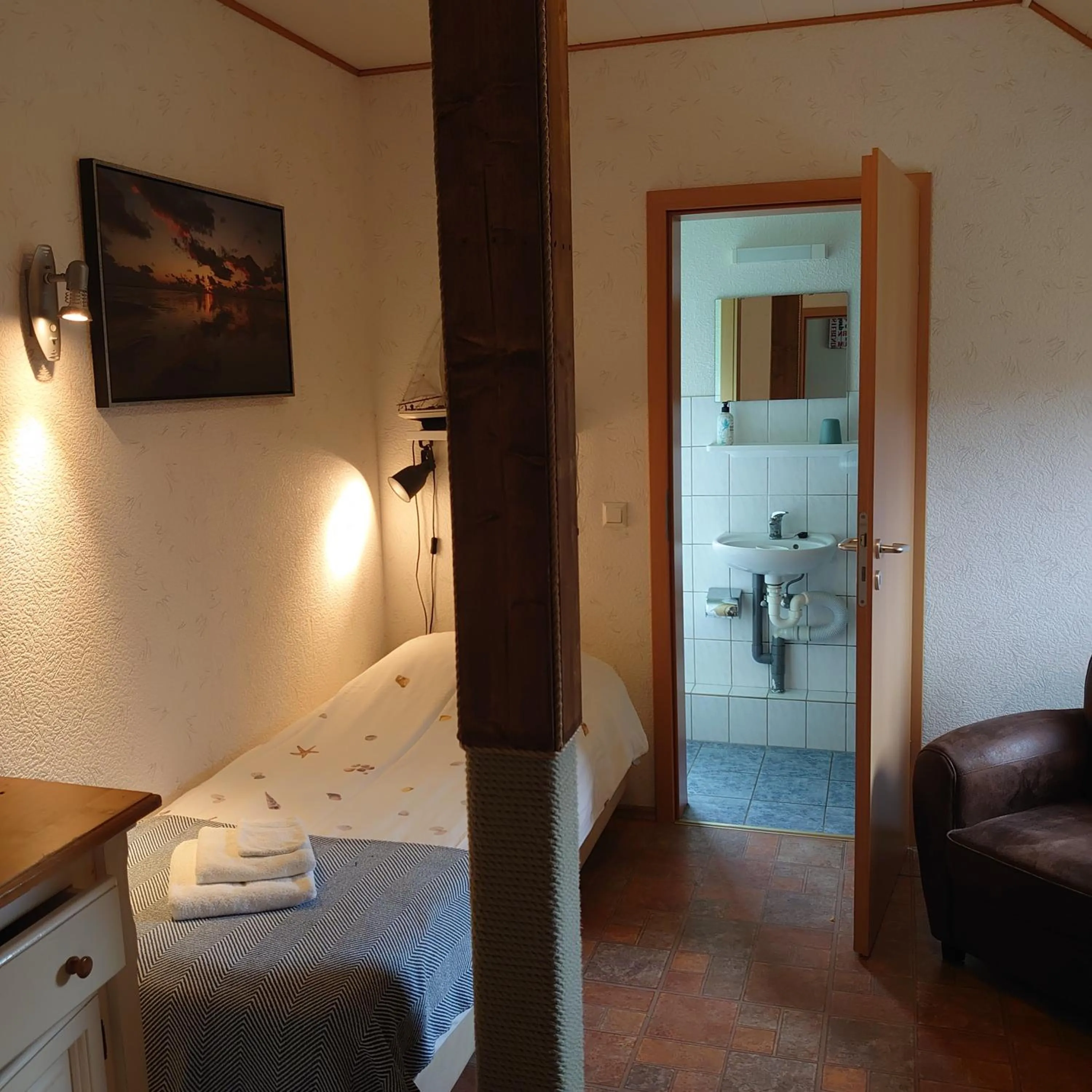 Bed in De Cyprian Bed & Breakfast