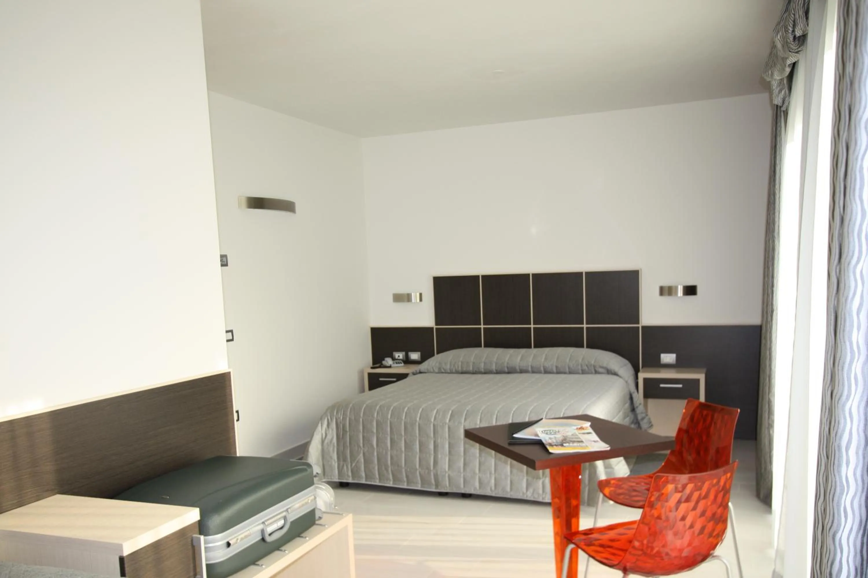 Photo of the whole room, Bed in Hotel Garnì Corallo