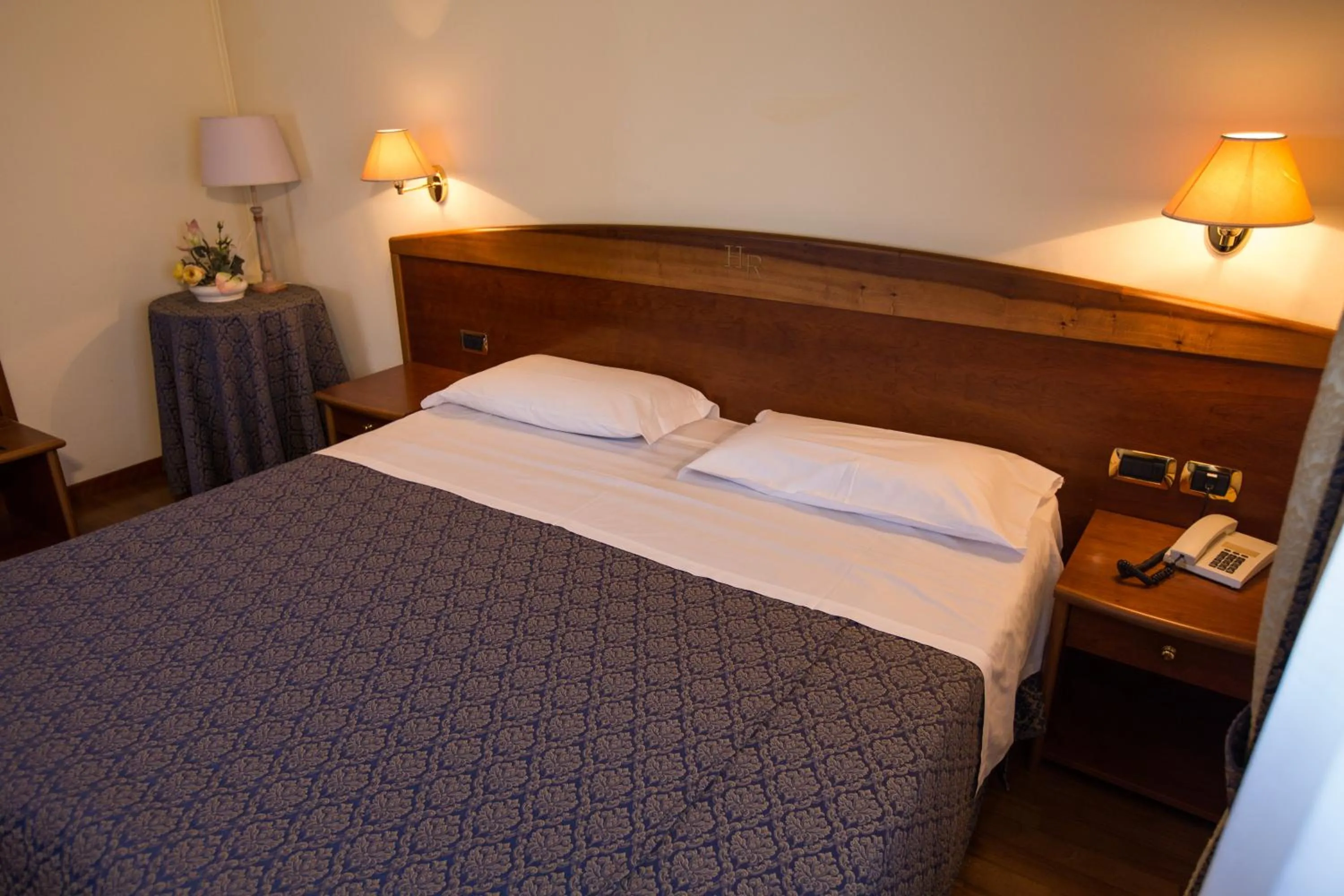 Bedroom, Bed in Hotel Rossi