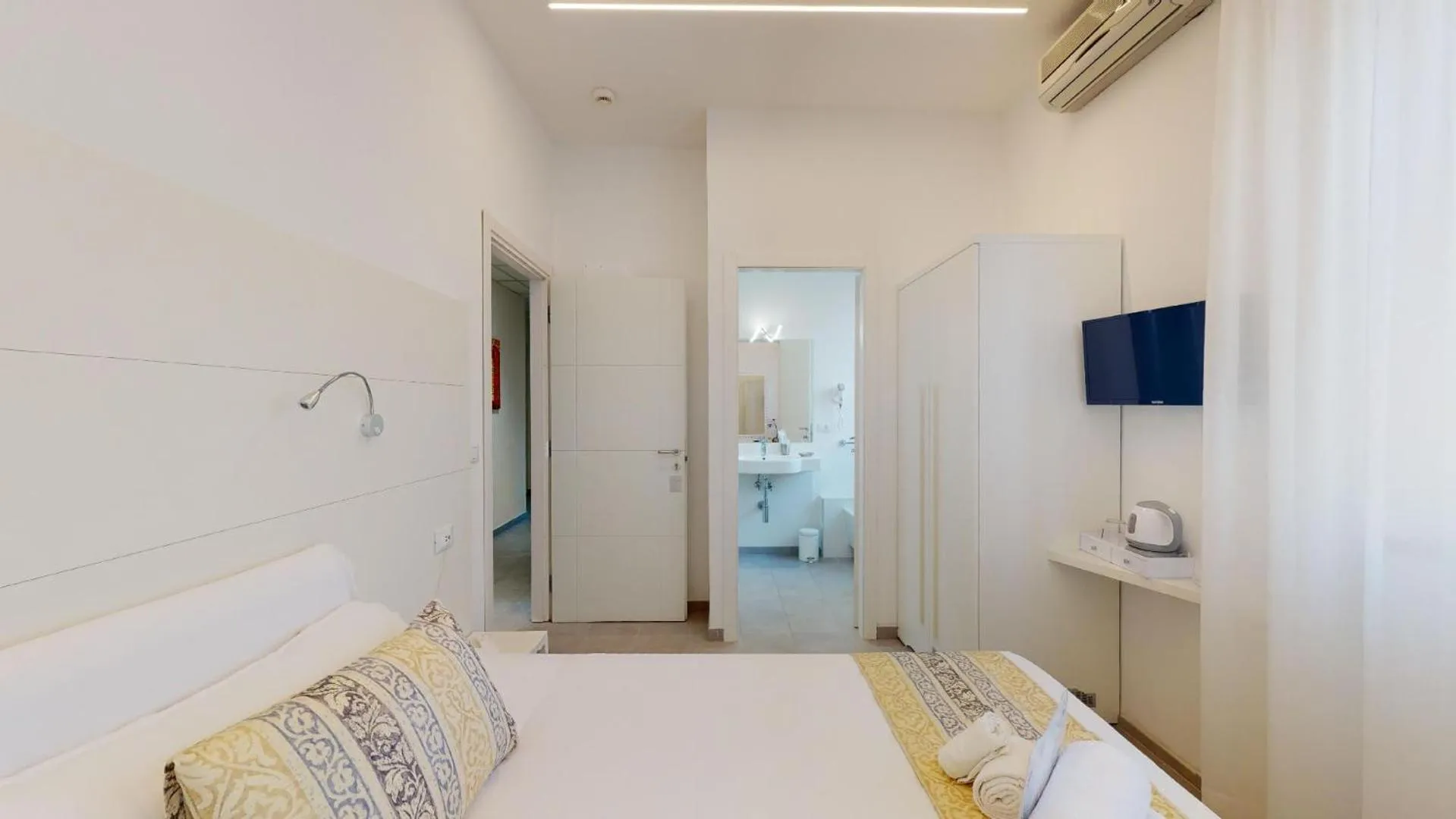 Bathroom in Hotel Ligure