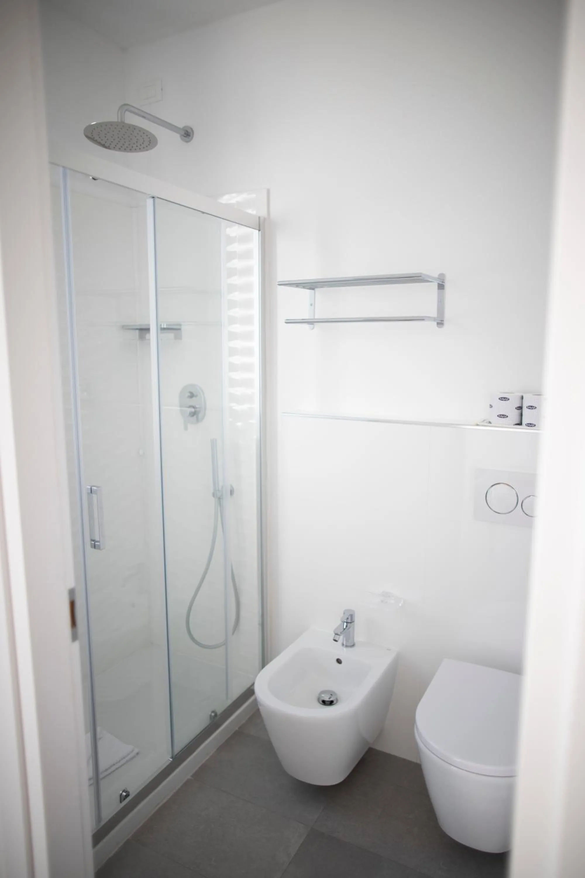 Bathroom in Hotel Ligure