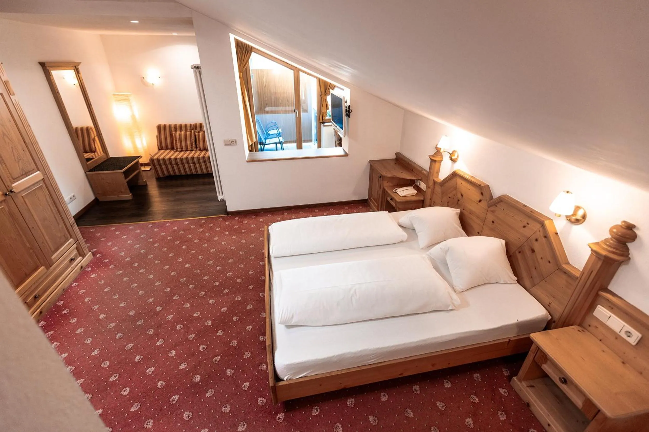 Bedroom in Hotel Zum Löwen - Al Leone