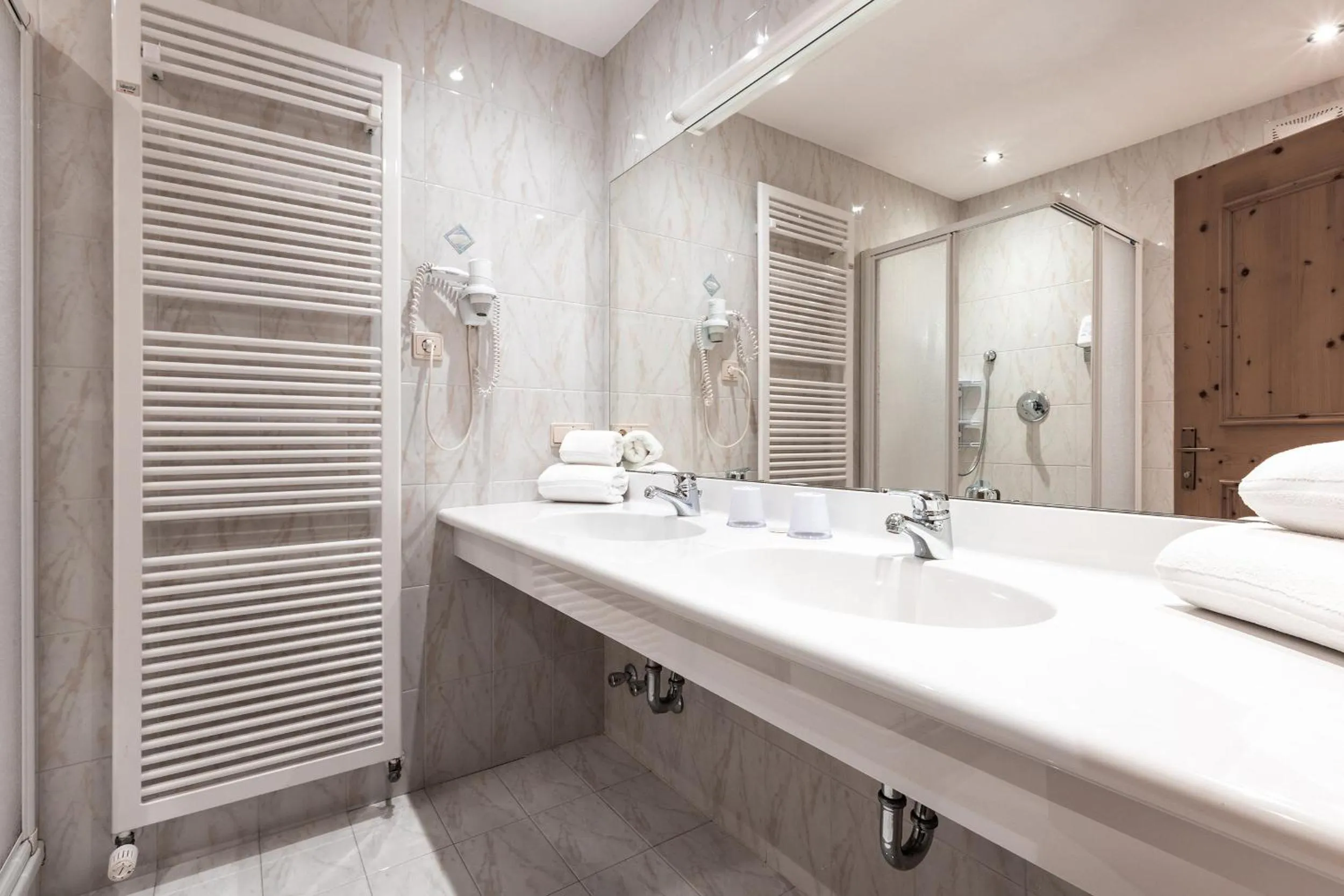 Bathroom in Hotel Zum Löwen - Al Leone