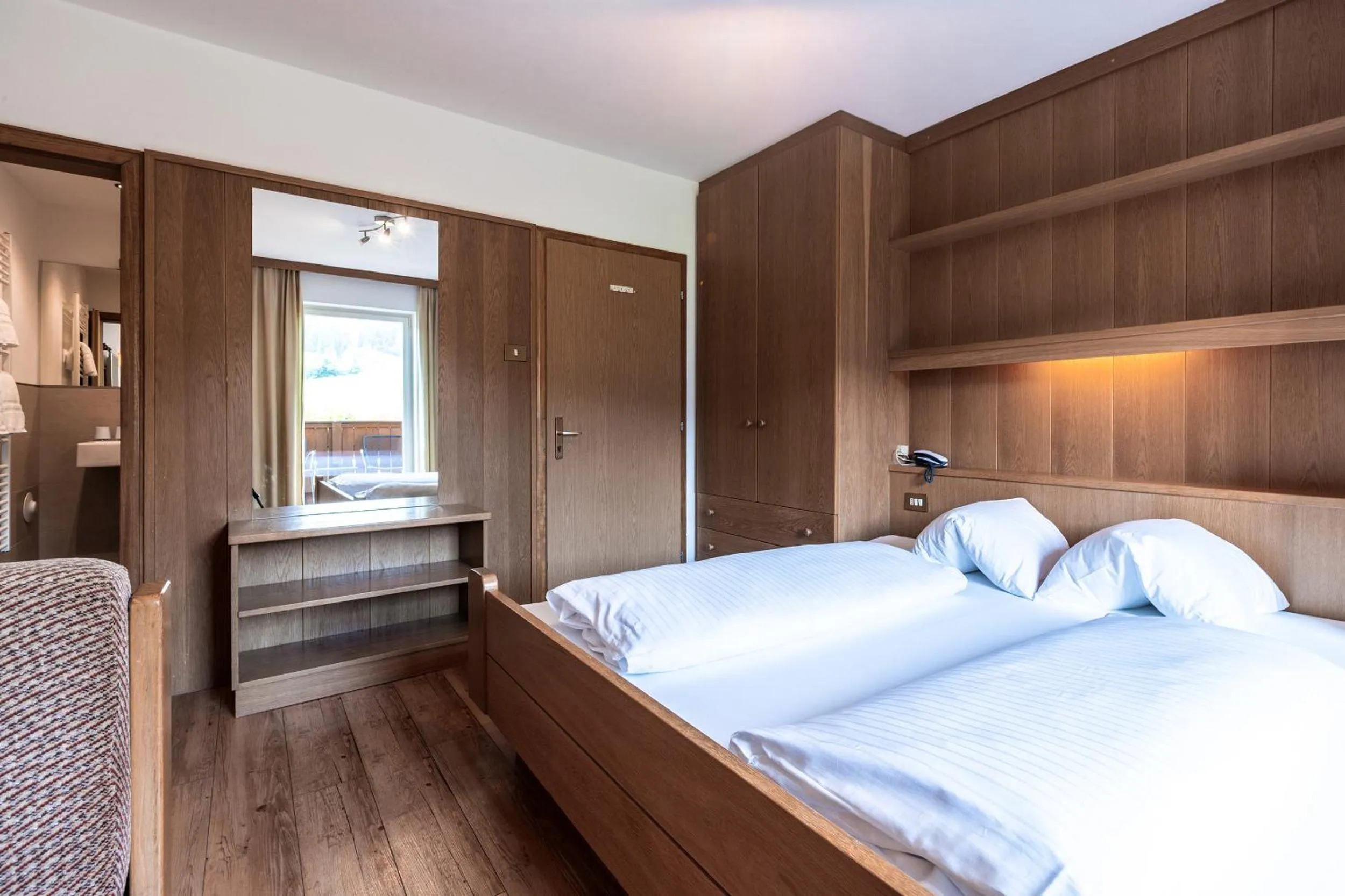 Photo of the whole room in Hotel Zum Löwen - Al Leone