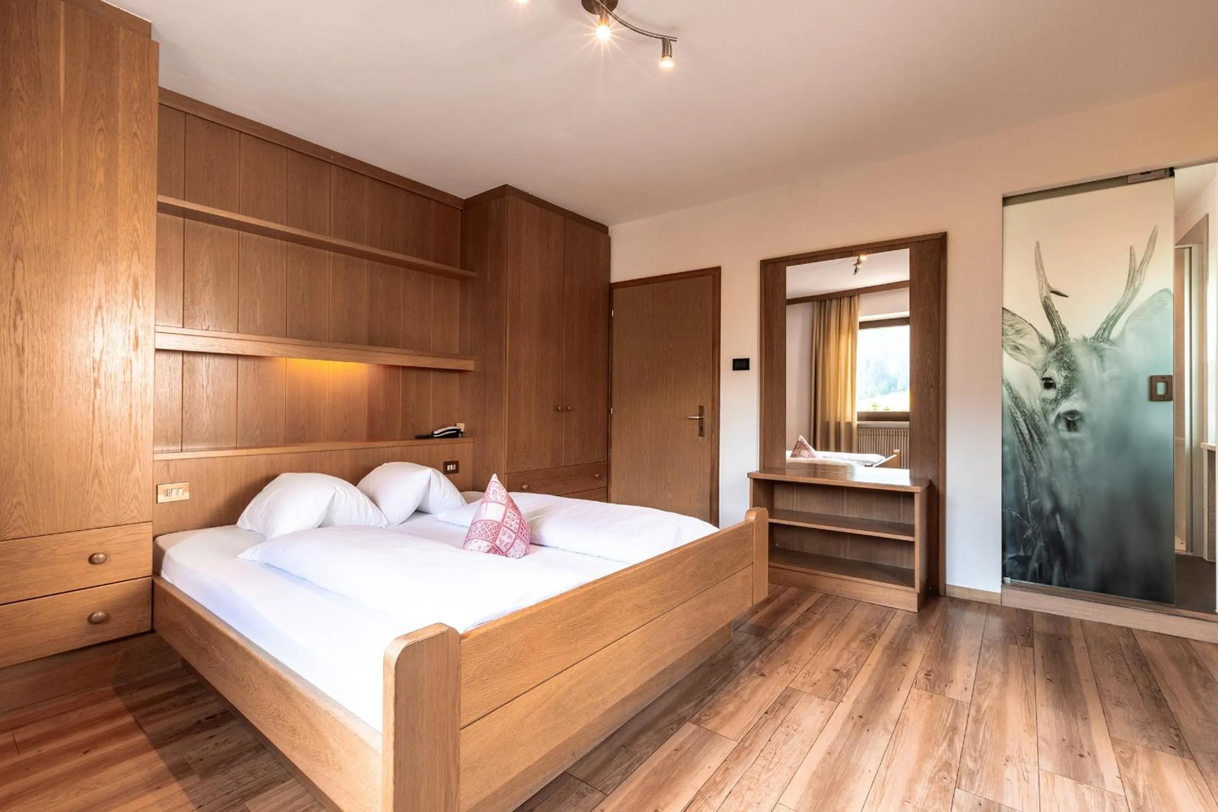 Bedroom in Hotel Zum Löwen - Al Leone