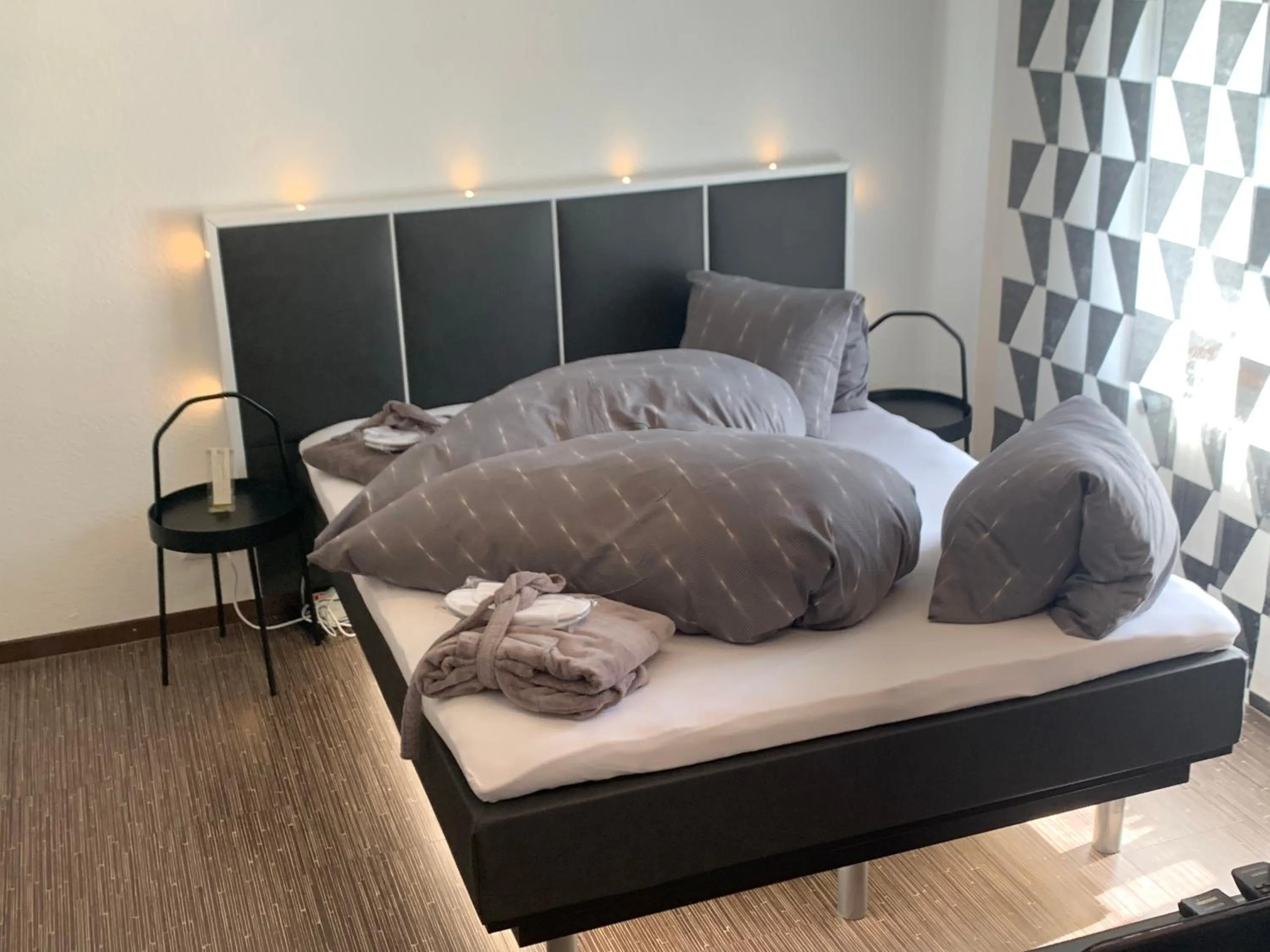 Bed in Hotel Krone Sihlbrugg