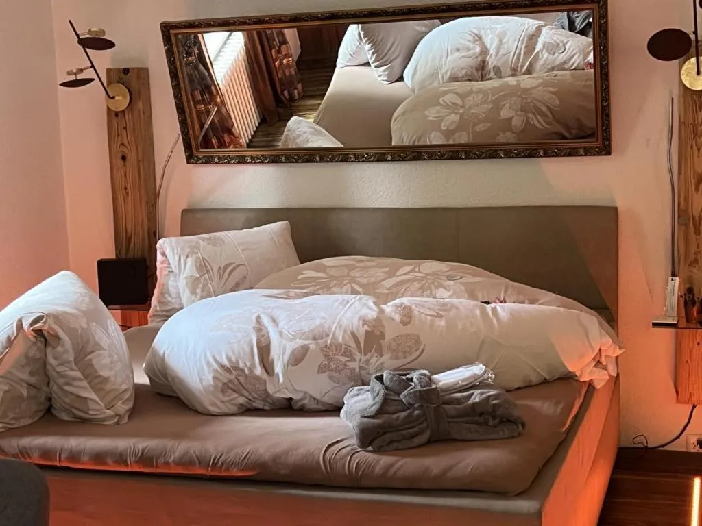 Bed in Hotel Krone Sihlbrugg