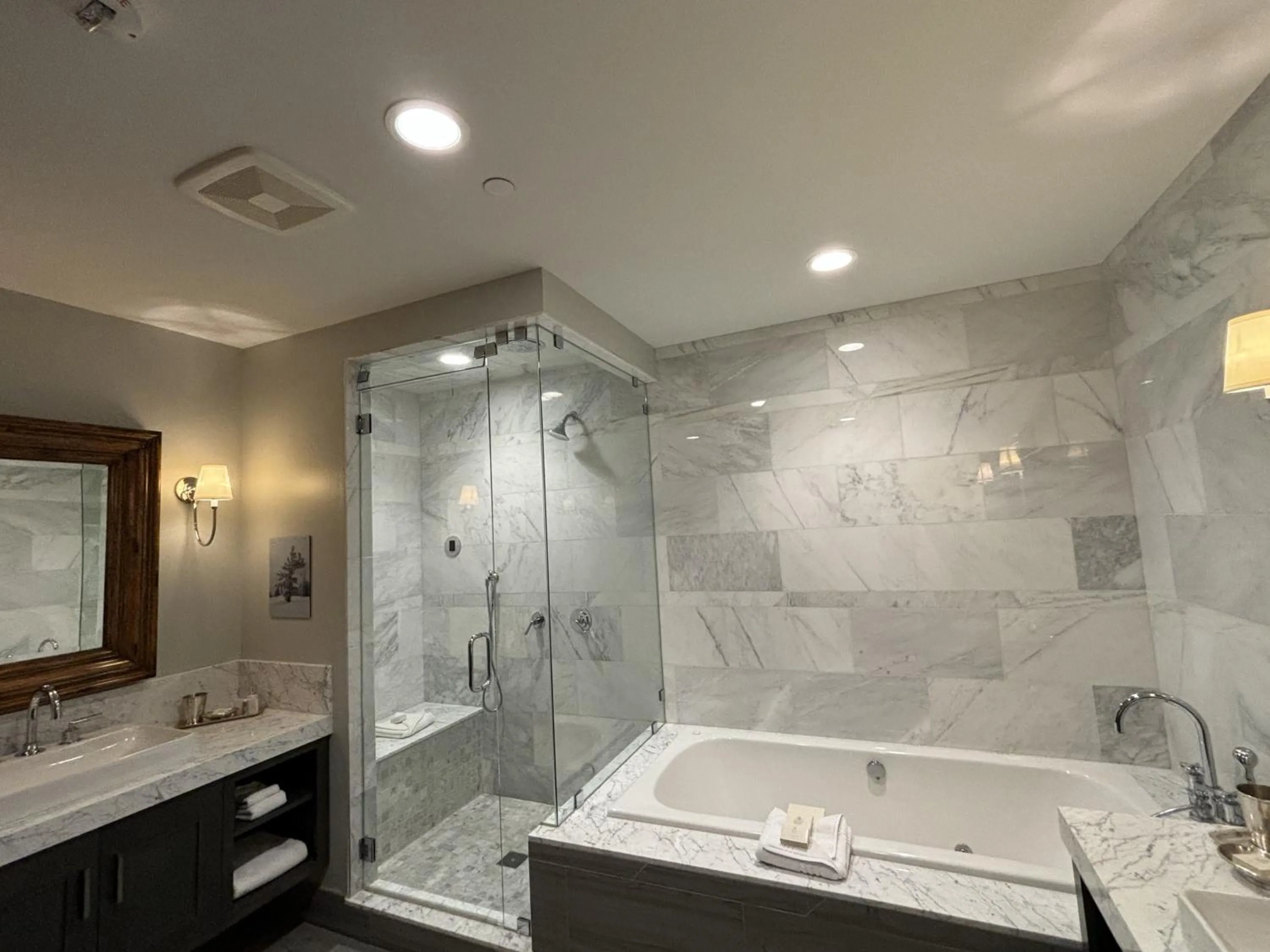 Bathroom in Stein Eriksen Residences