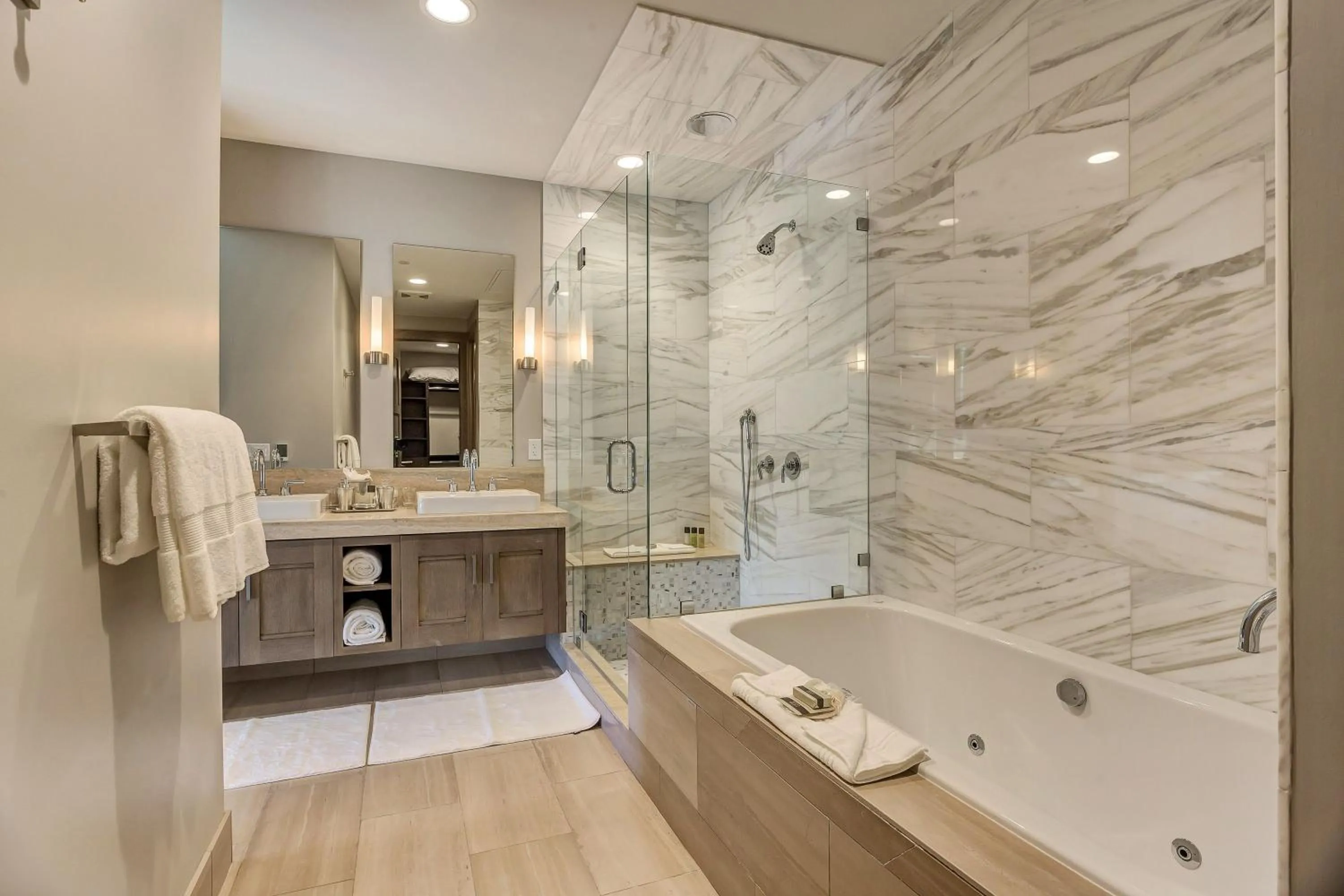 Bathroom in Stein Eriksen Residences