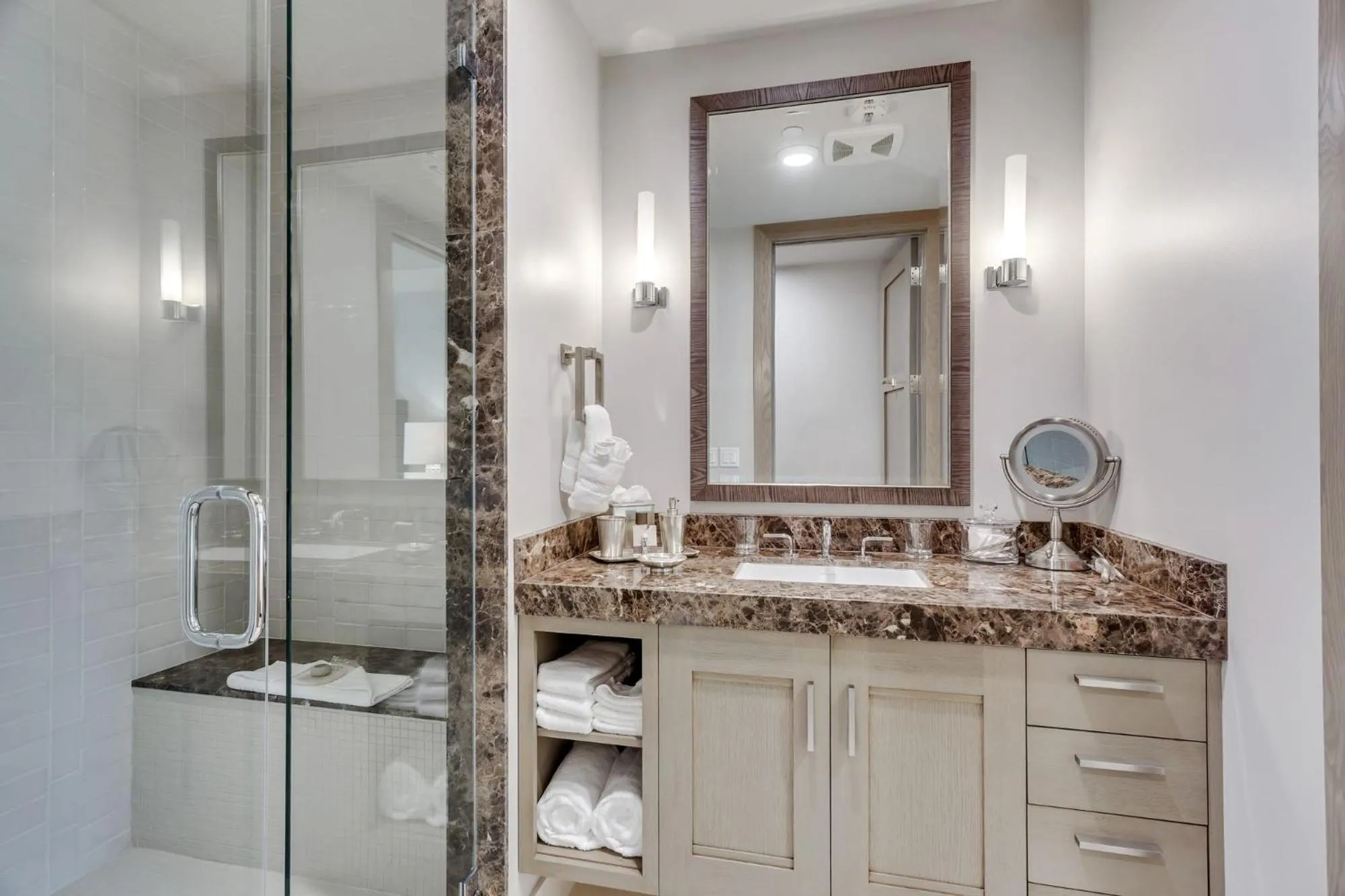 Bathroom in Stein Eriksen Residences