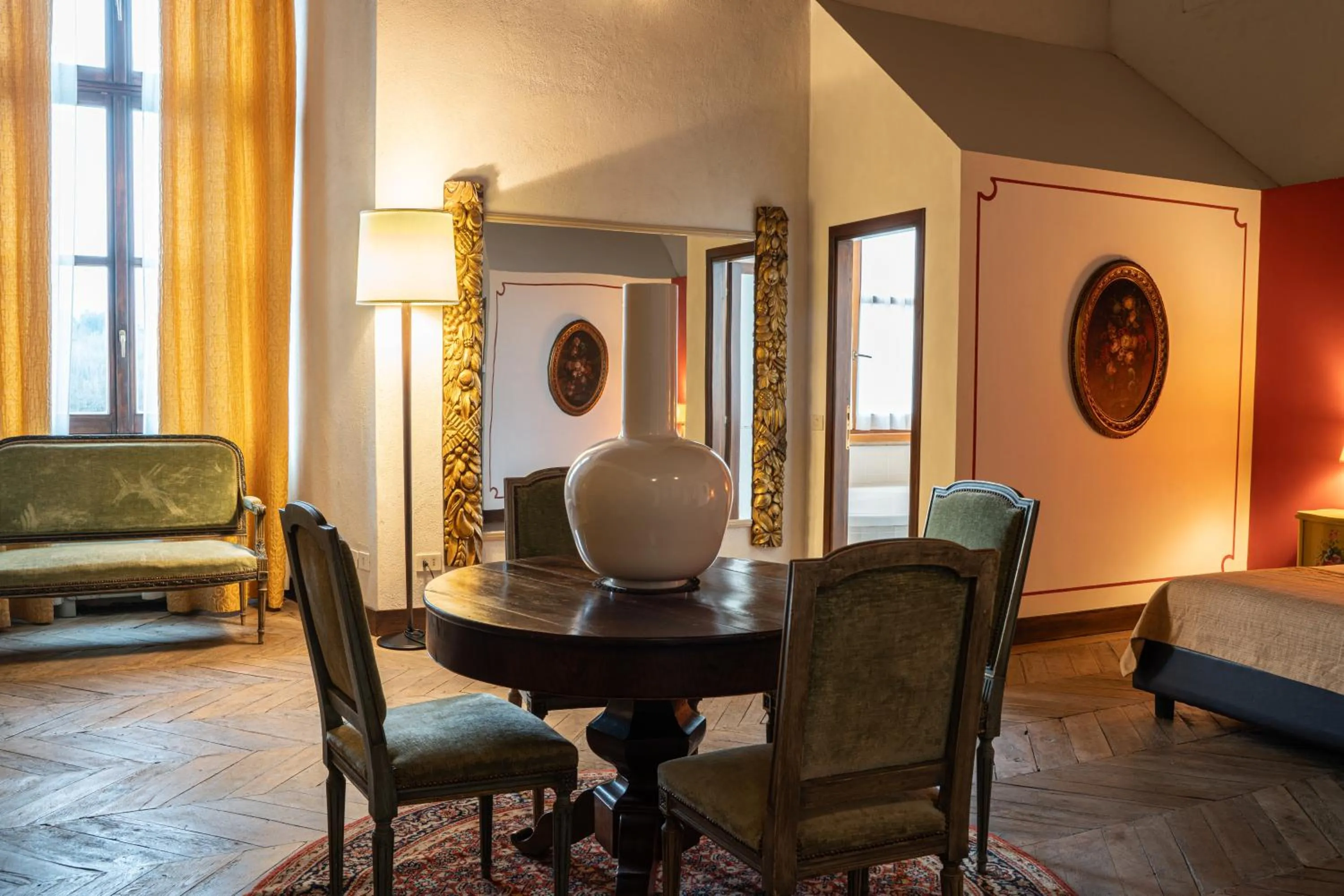 Castello Di Compiano Hotel Relais Museum