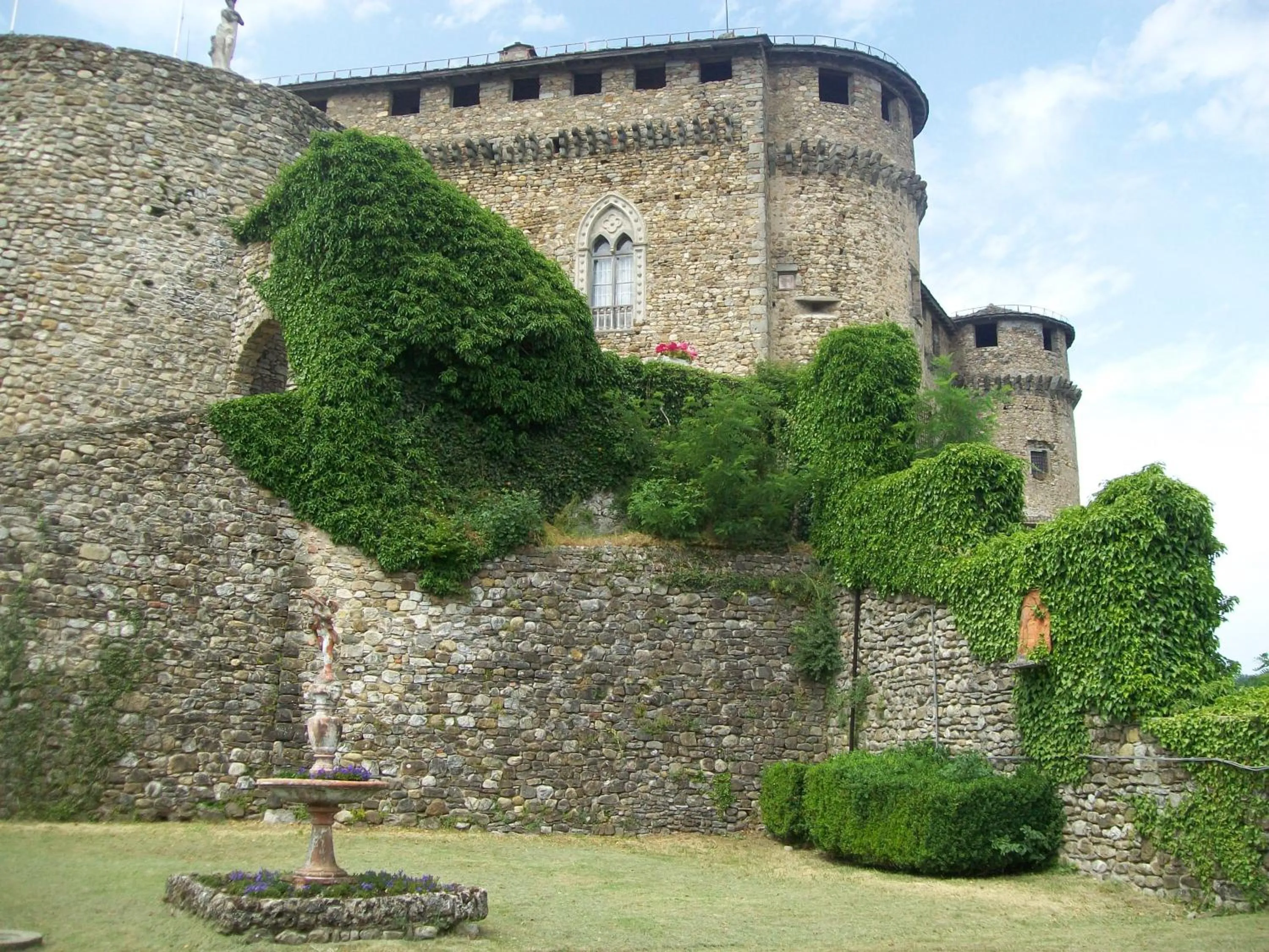 Nearby landmark in Castello Di Compiano Hotel Relais Museum