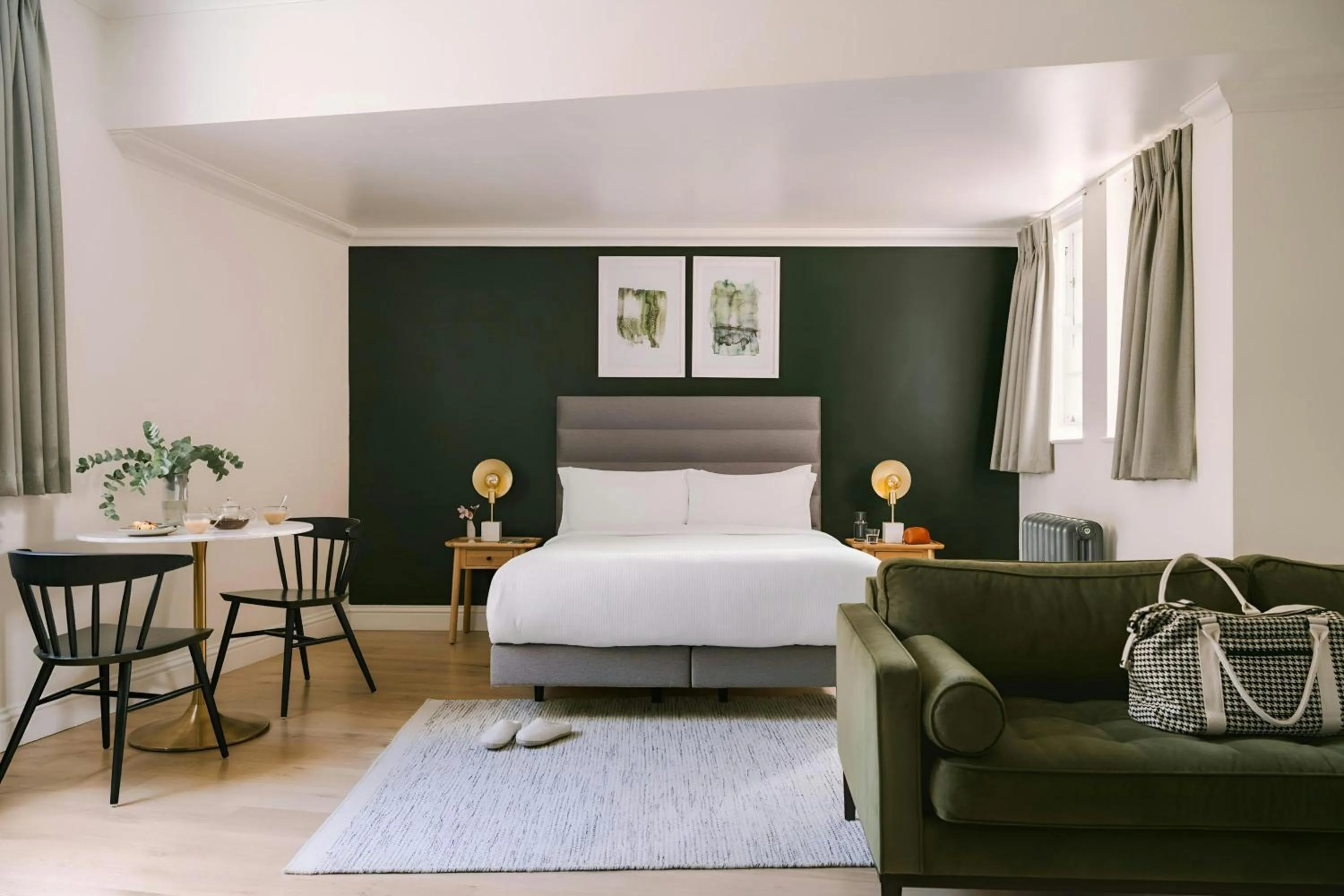 Bedroom, Bed in Chelsea Green Hotel, Sonder by Marriott Bonvoy