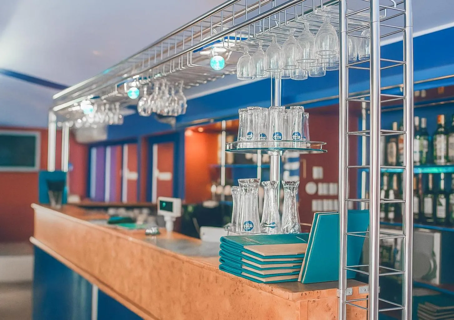 Nightclub / DJ in Hotel Yes