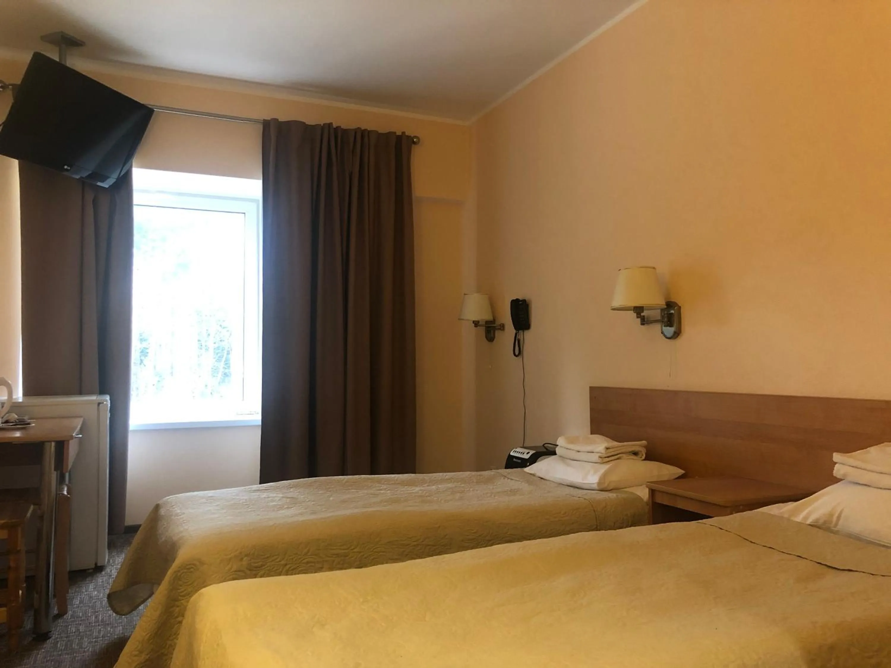 Twin Room in Hotel Yes