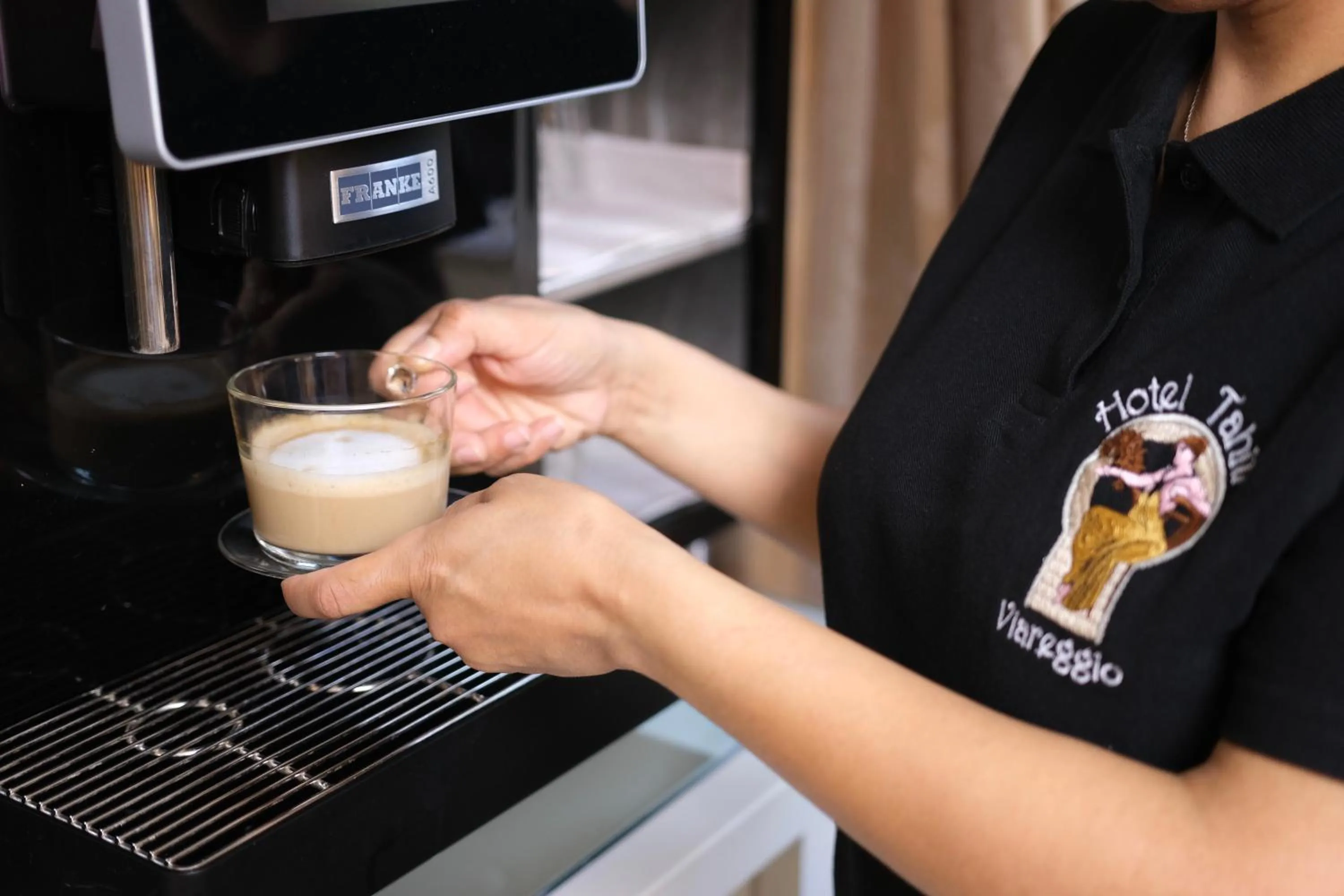 Coffee/tea facilities in Hotel Tahiti