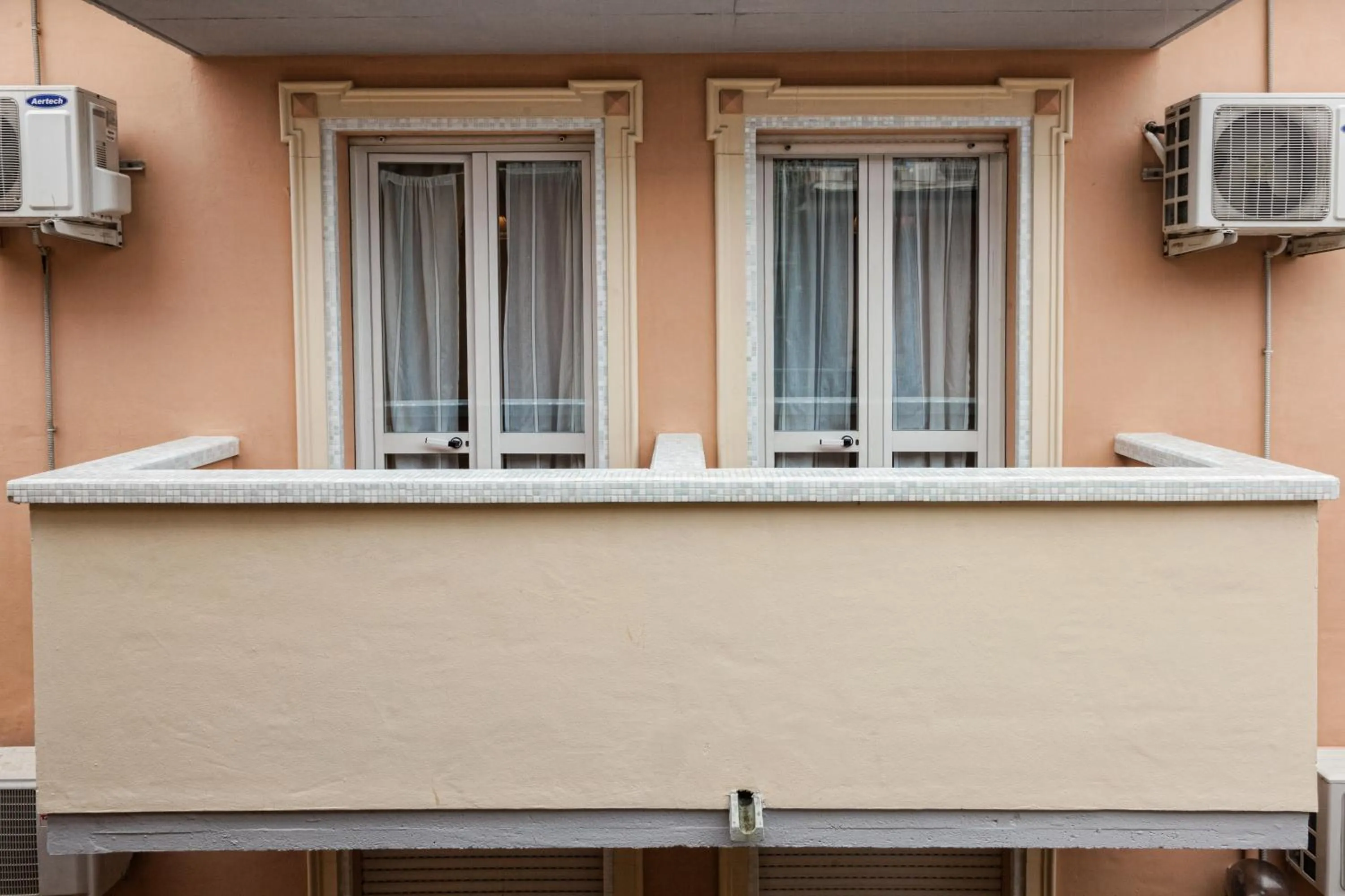 Property building in Hotel Tahiti